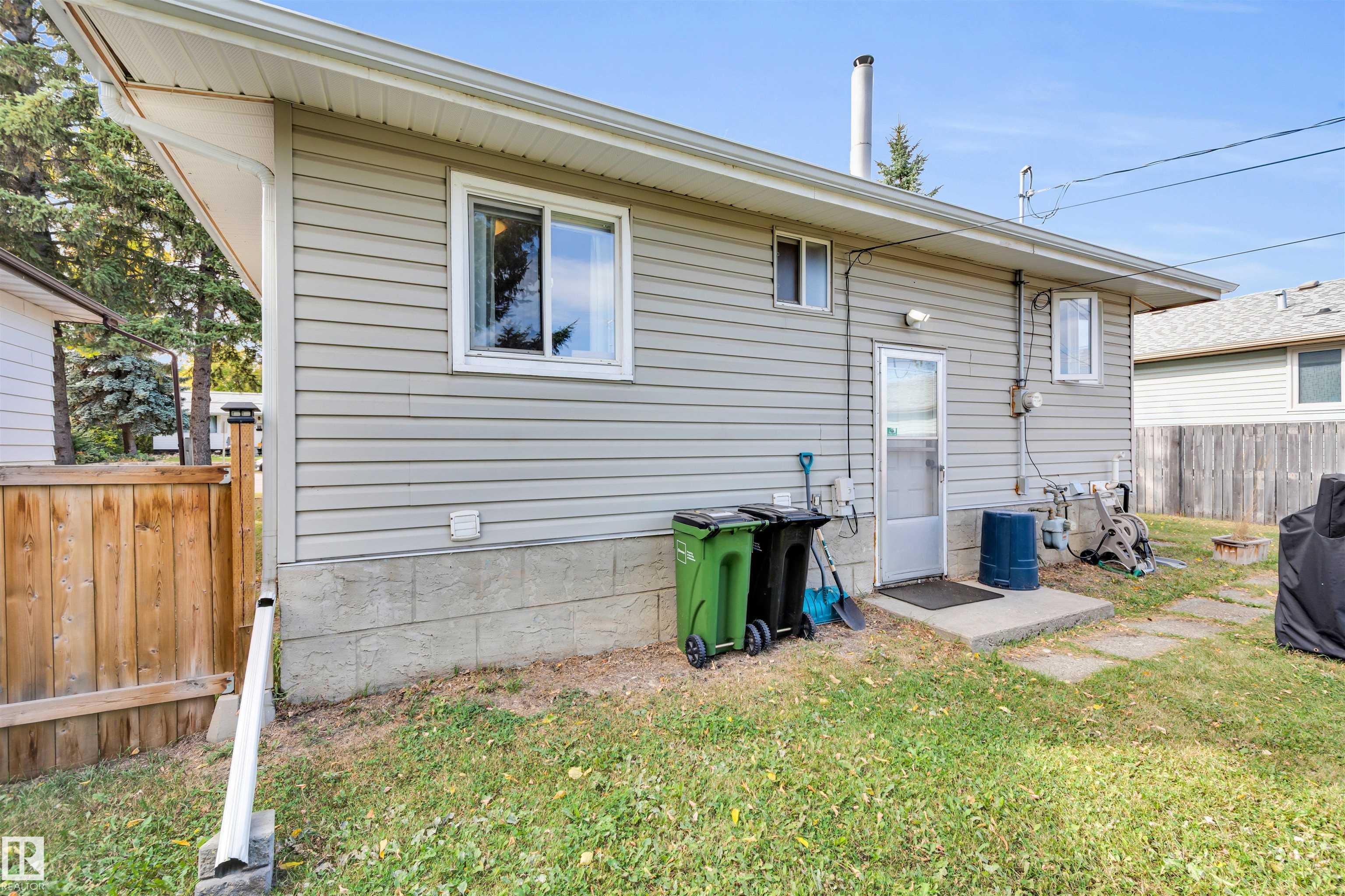 Photo 40 at 10455 163 Street NW, Britannia Youngstown, Edmonton