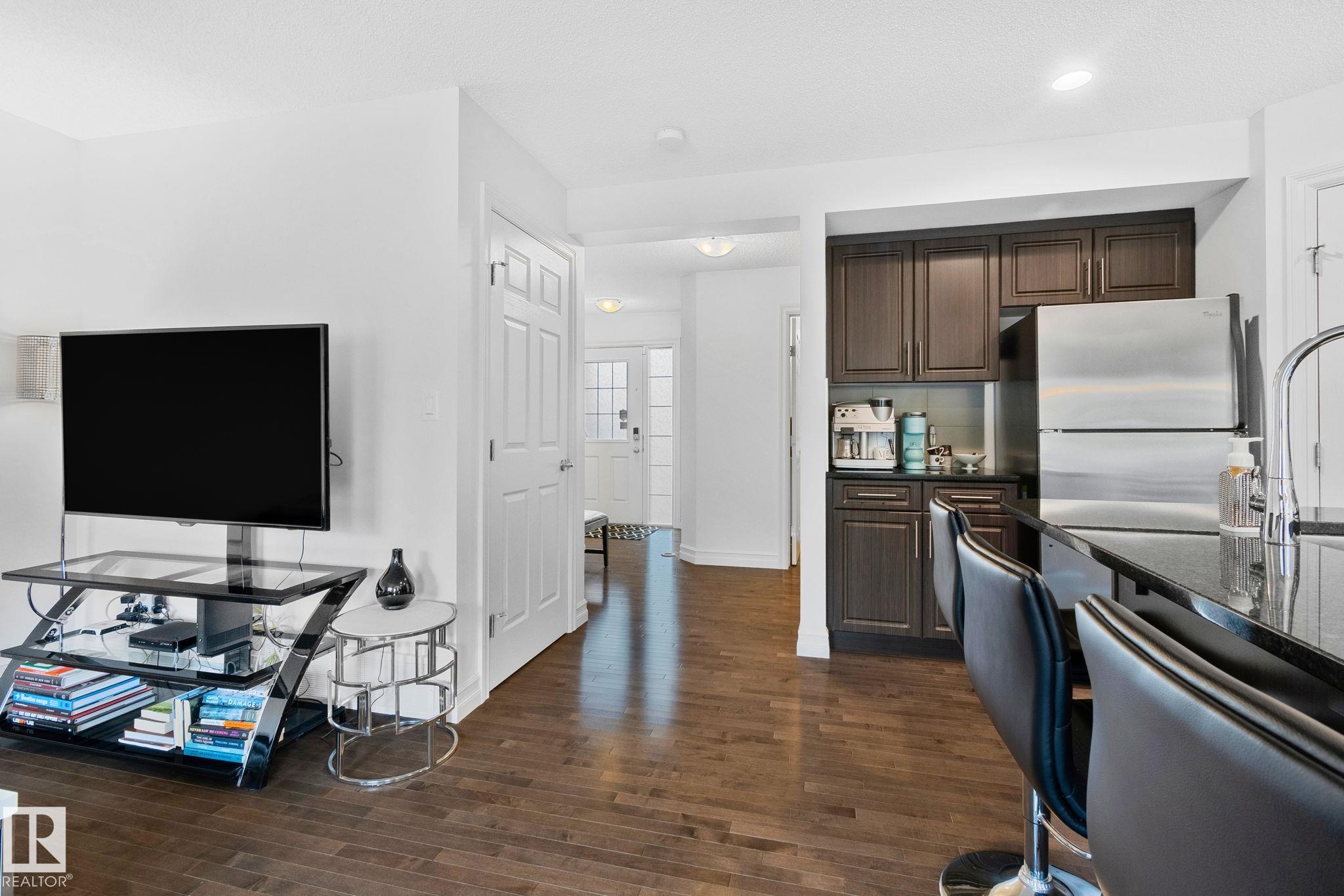 Photo 11 at 13410 166 Avenue NW, Carlton, Edmonton