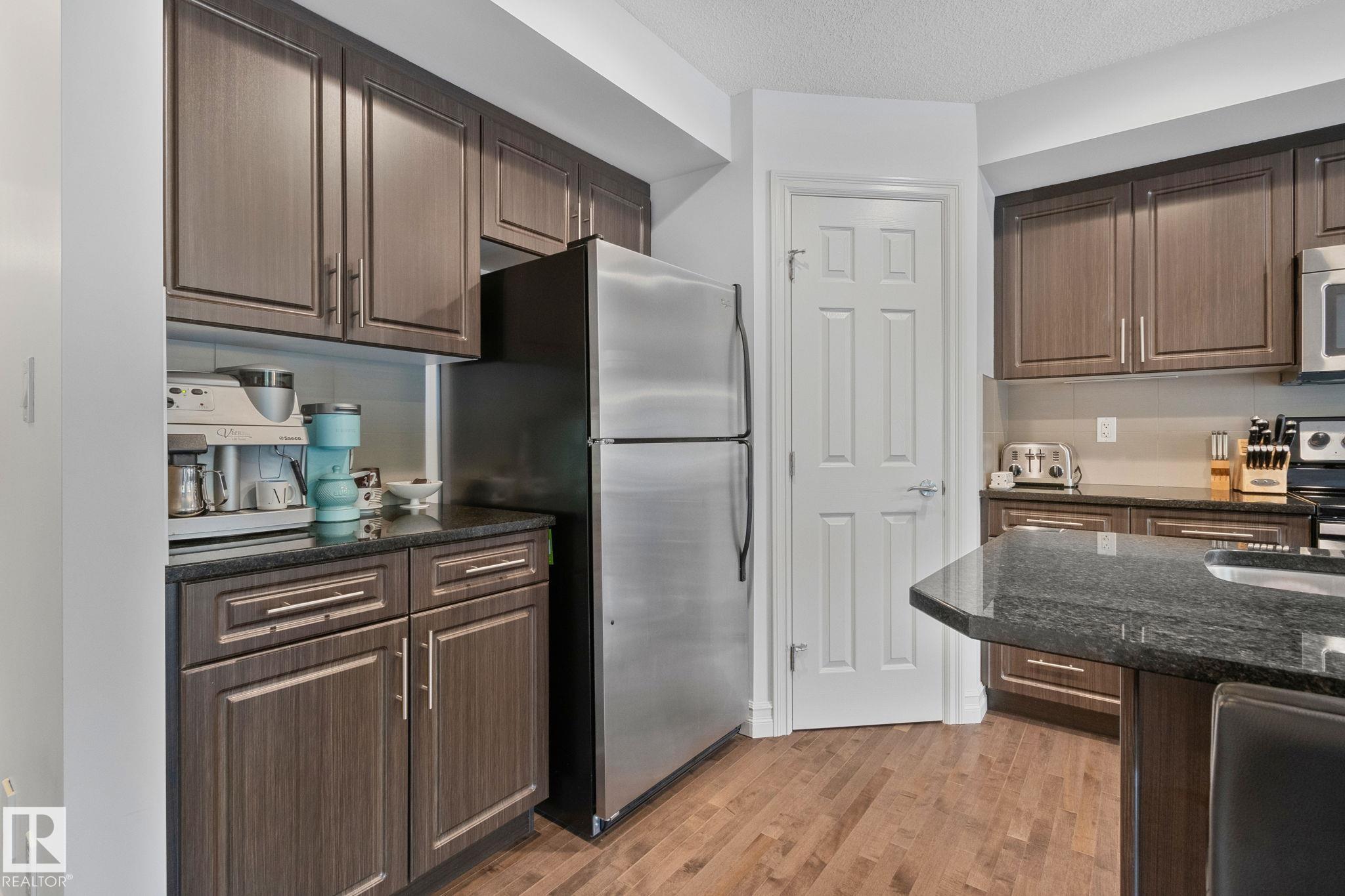 Photo 7 at 13410 166 Avenue NW, Carlton, Edmonton