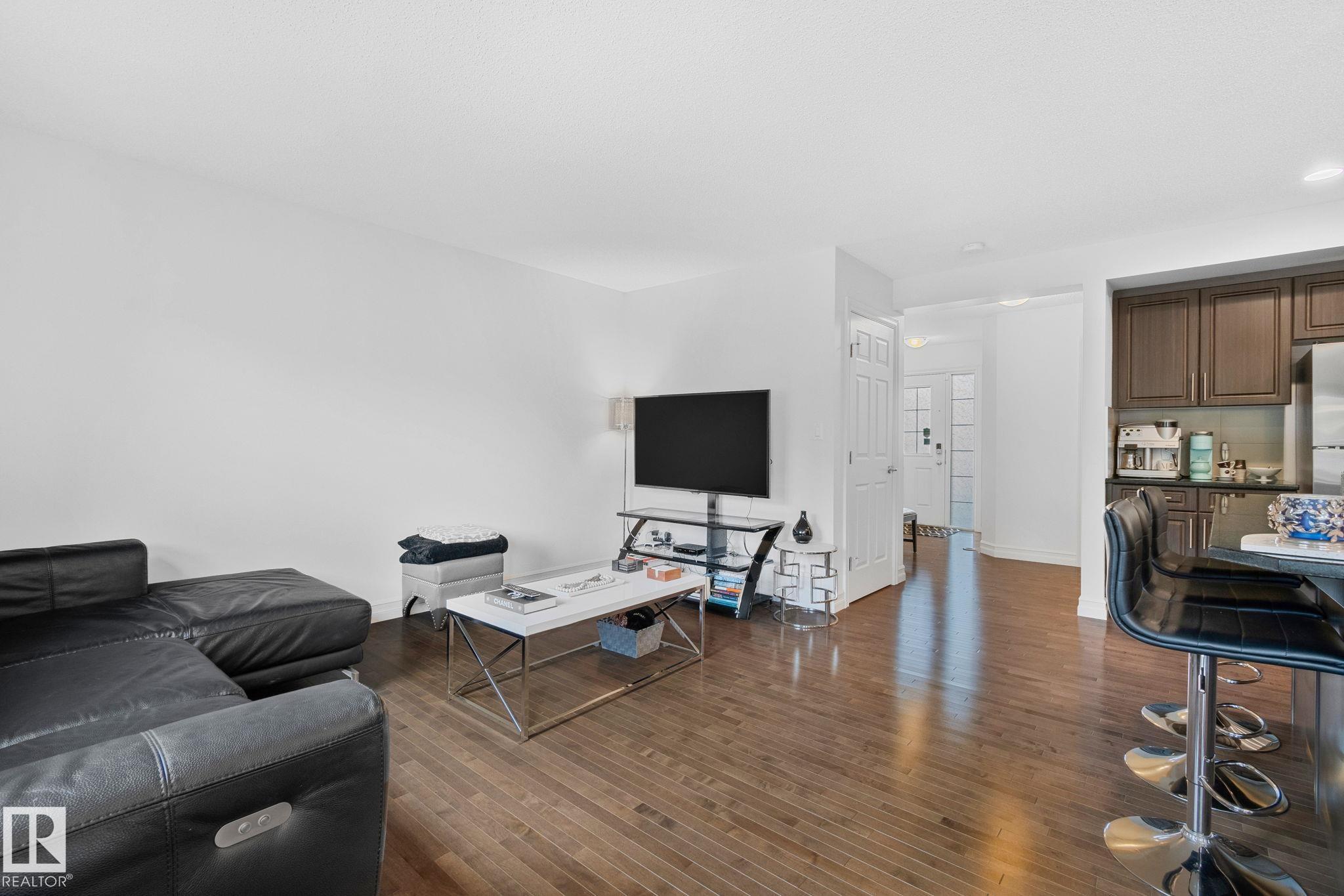 Photo 10 at 13410 166 Avenue NW, Carlton, Edmonton