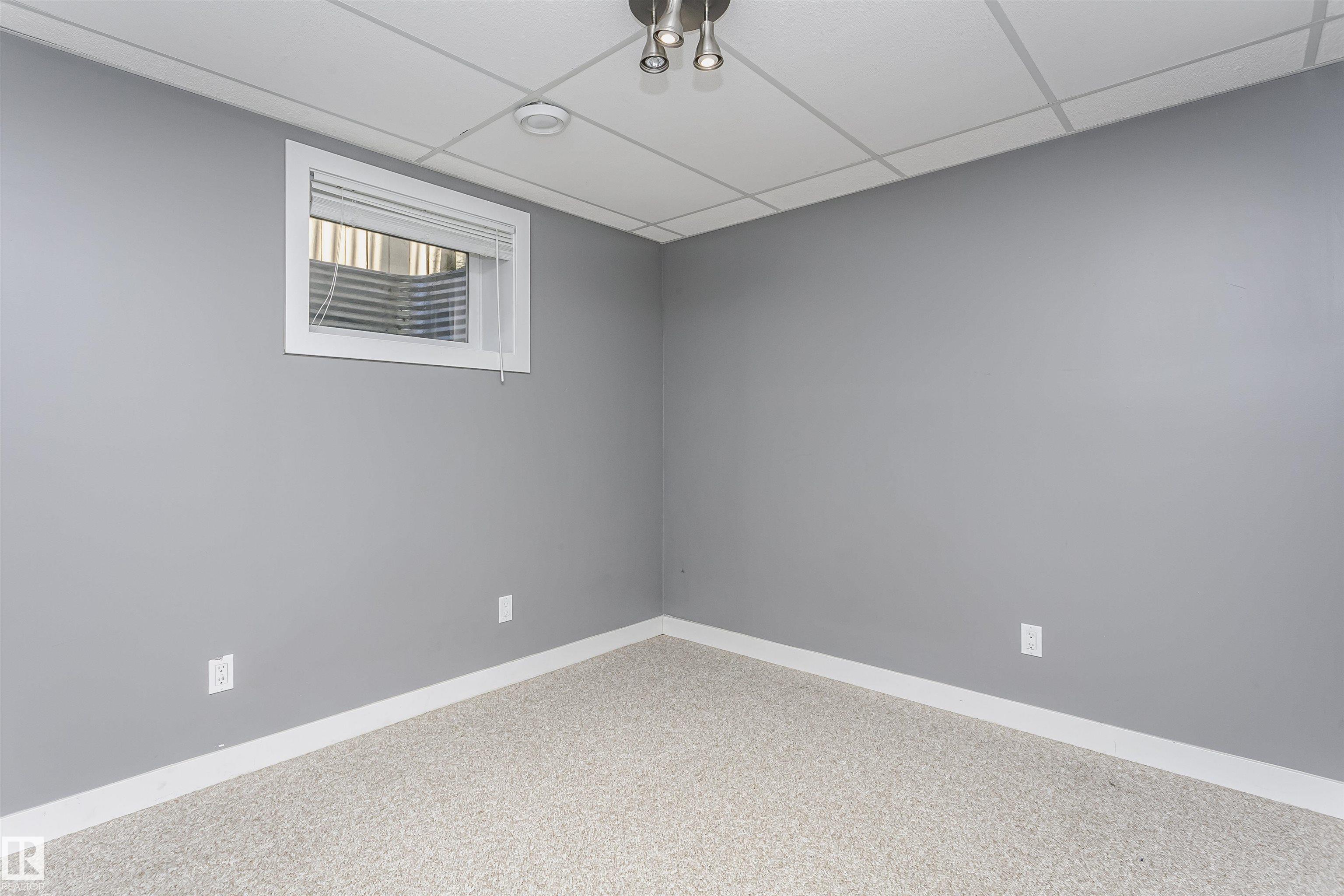 Photo 47 at 125 Rue Masson, Montalet, Beaumont