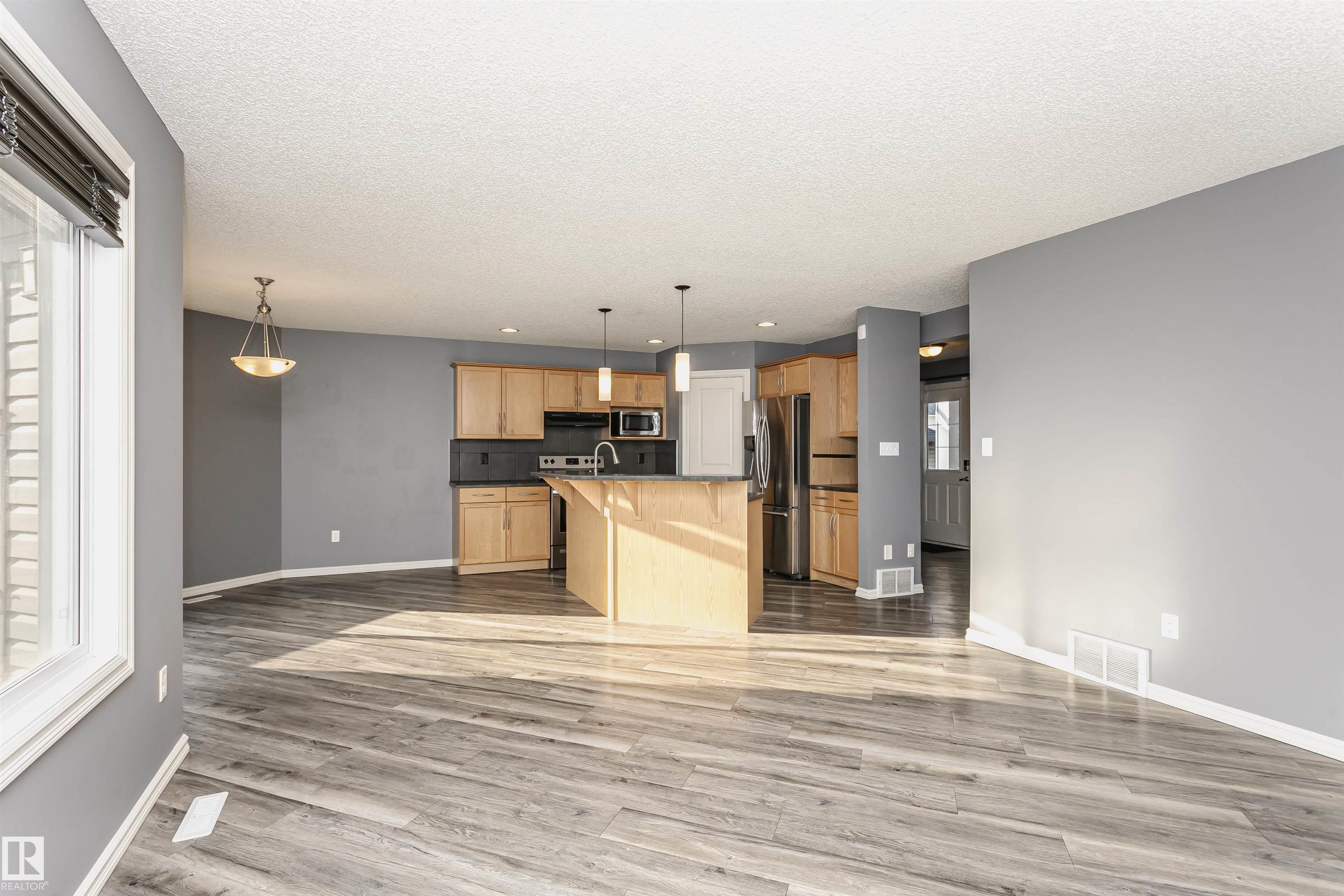 Photo 8 at 125 Rue Masson, Montalet, Beaumont