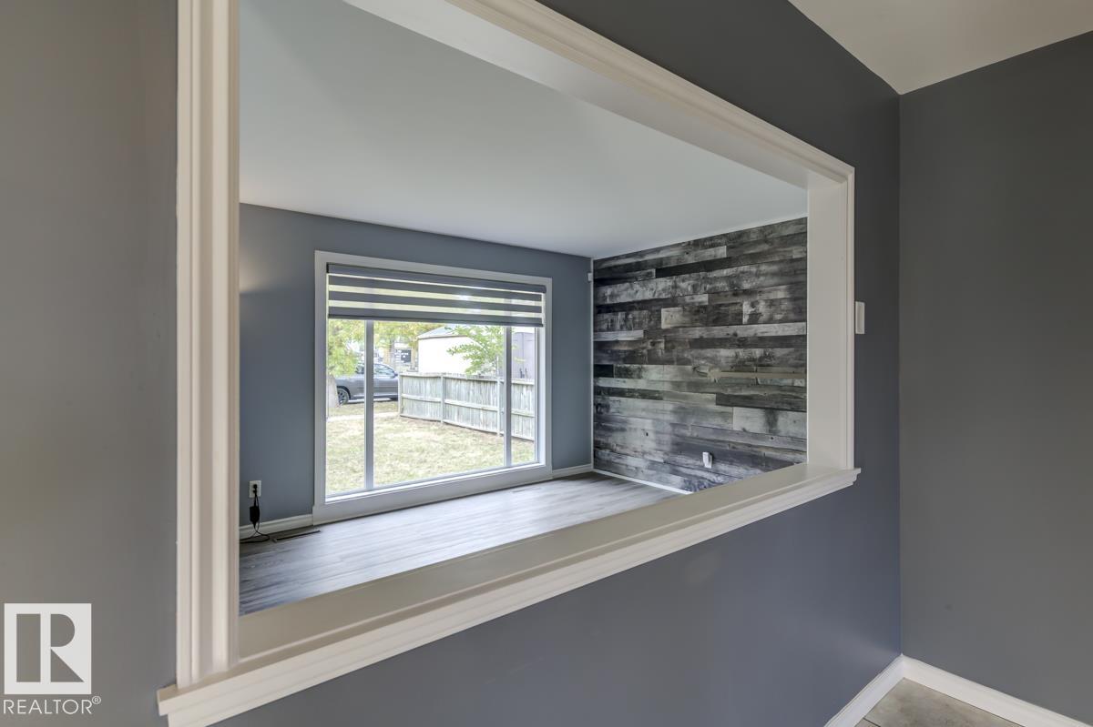 Photo 21 at 10971 159 Street NW, Mayfield, Edmonton