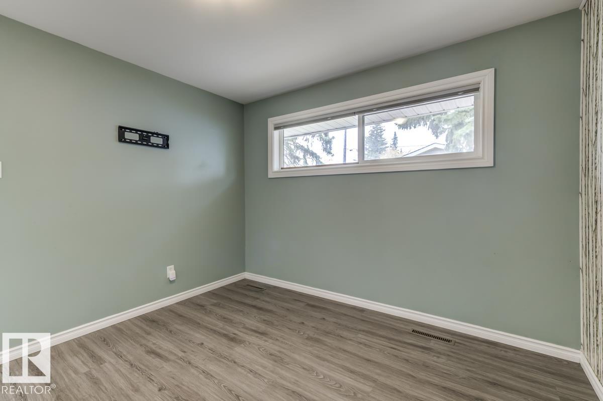 Photo 27 at 10971 159 Street NW, Mayfield, Edmonton