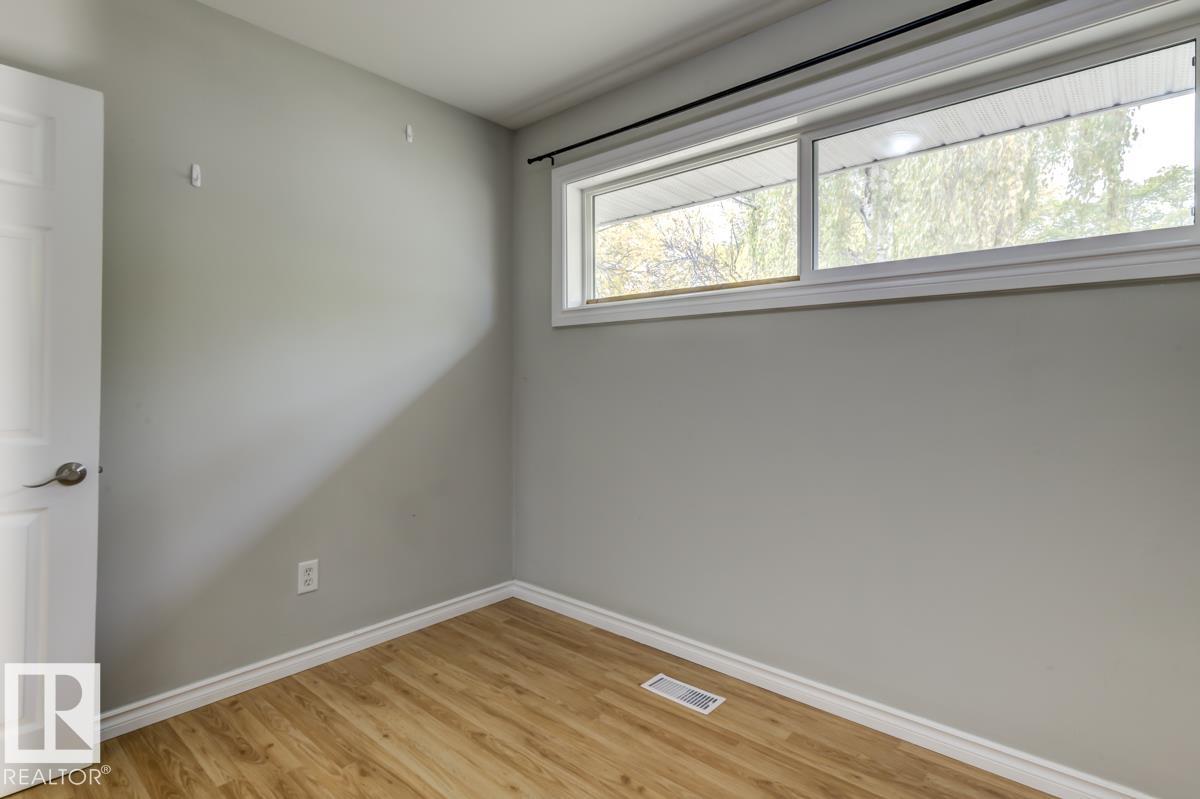 Photo 31 at 10971 159 Street NW, Mayfield, Edmonton
