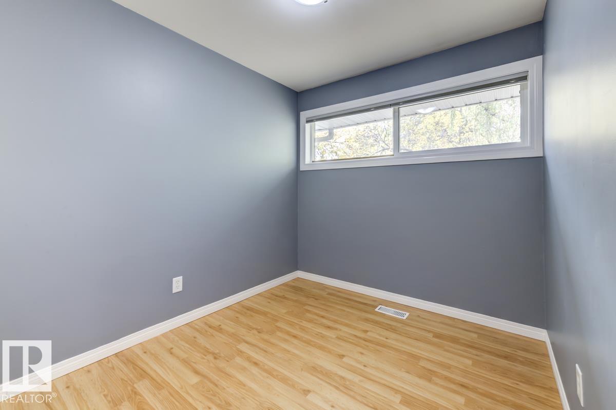 Photo 32 at 10971 159 Street NW, Mayfield, Edmonton