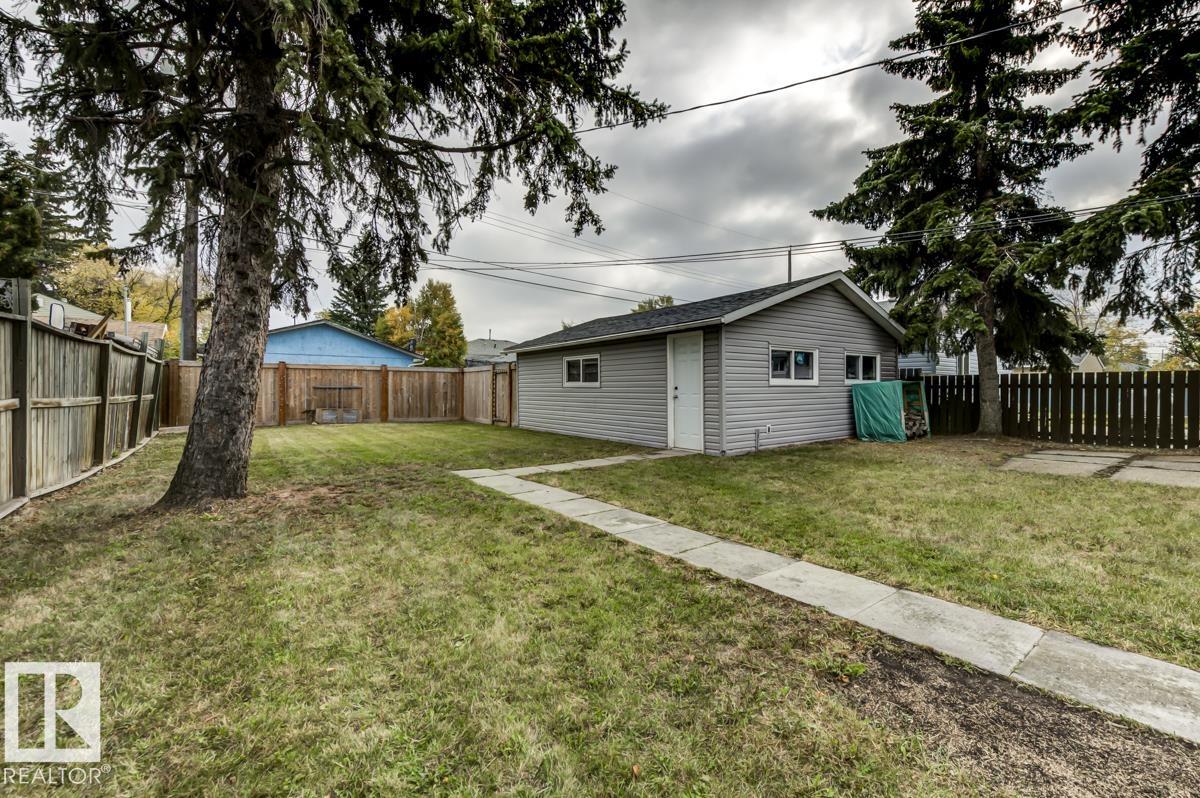 Photo 42 at 10971 159 Street NW, Mayfield, Edmonton