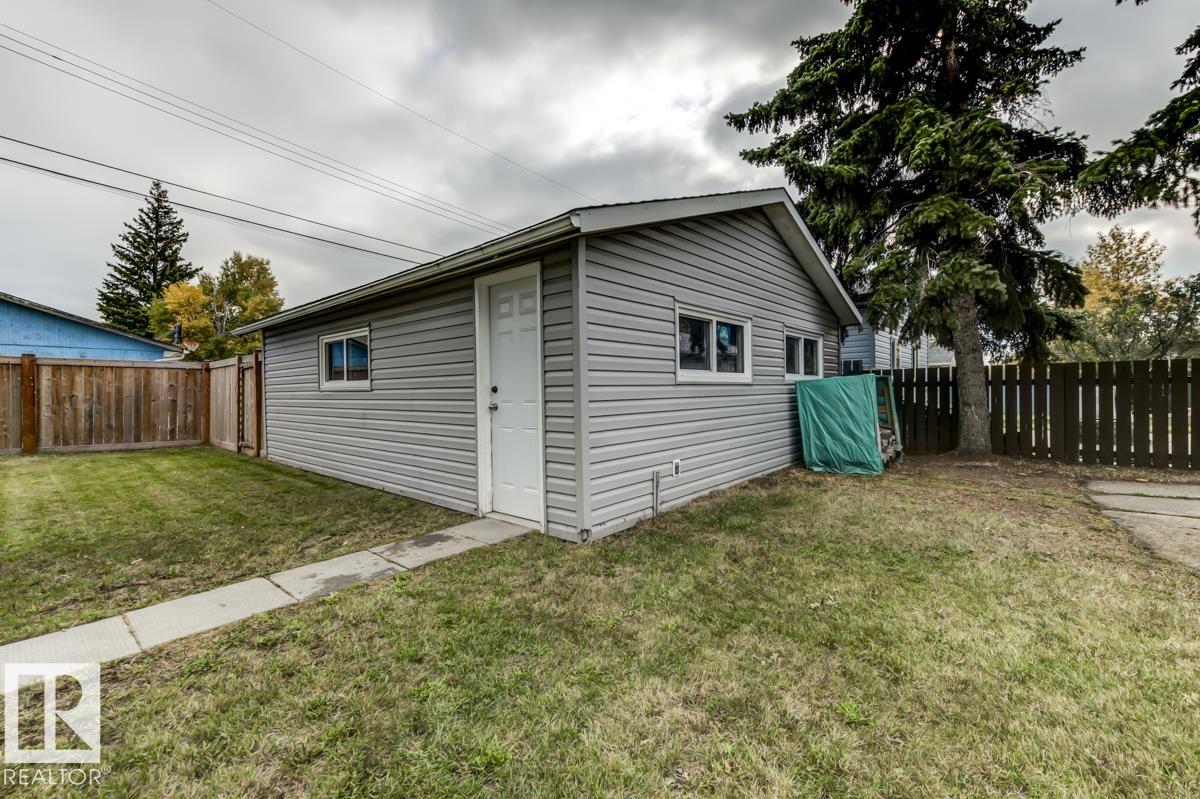 Photo 43 at 10971 159 Street NW, Mayfield, Edmonton