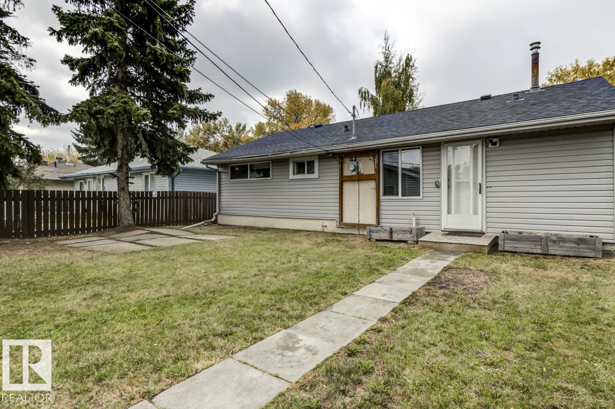 Photo 45 at 10971 159 Street NW, Mayfield, Edmonton