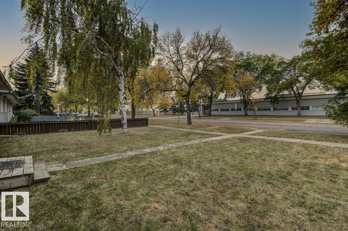 Photo 49 at 10971 159 Street NW, Mayfield, Edmonton