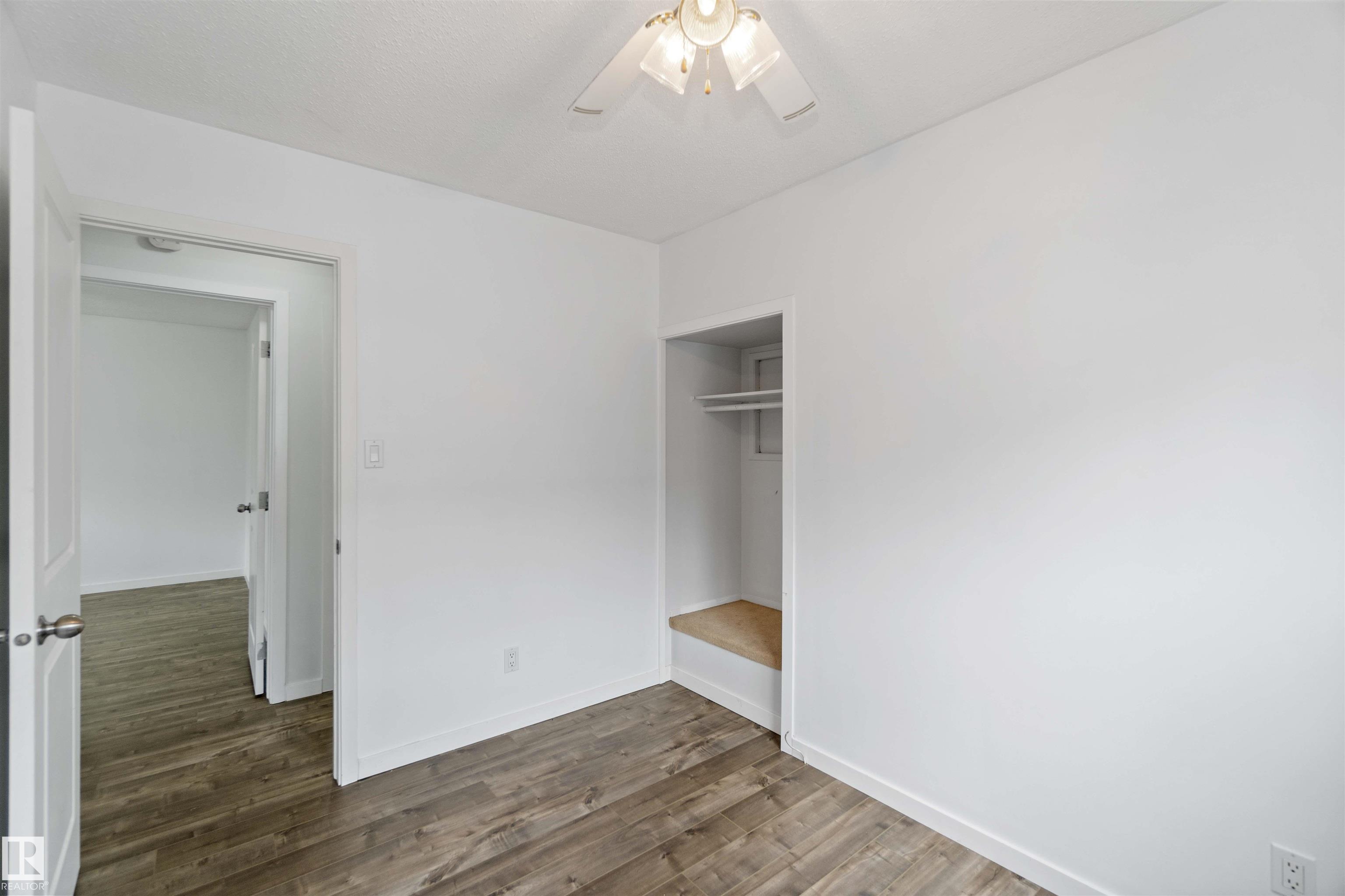 Photo 20 at 9339 175 Avenue NW, Lago Lindo, Edmonton