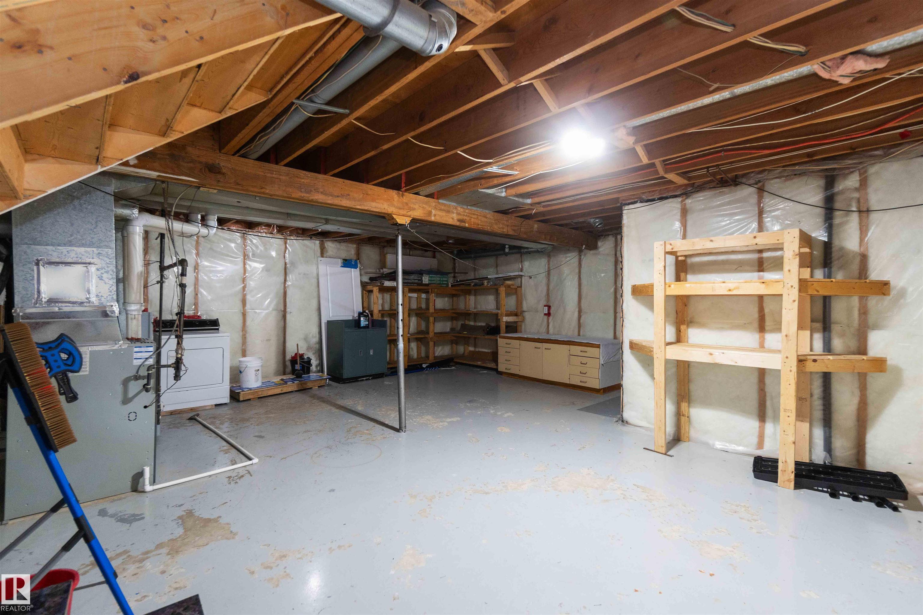 Photo 32 at 9339 175 Avenue NW, Lago Lindo, Edmonton