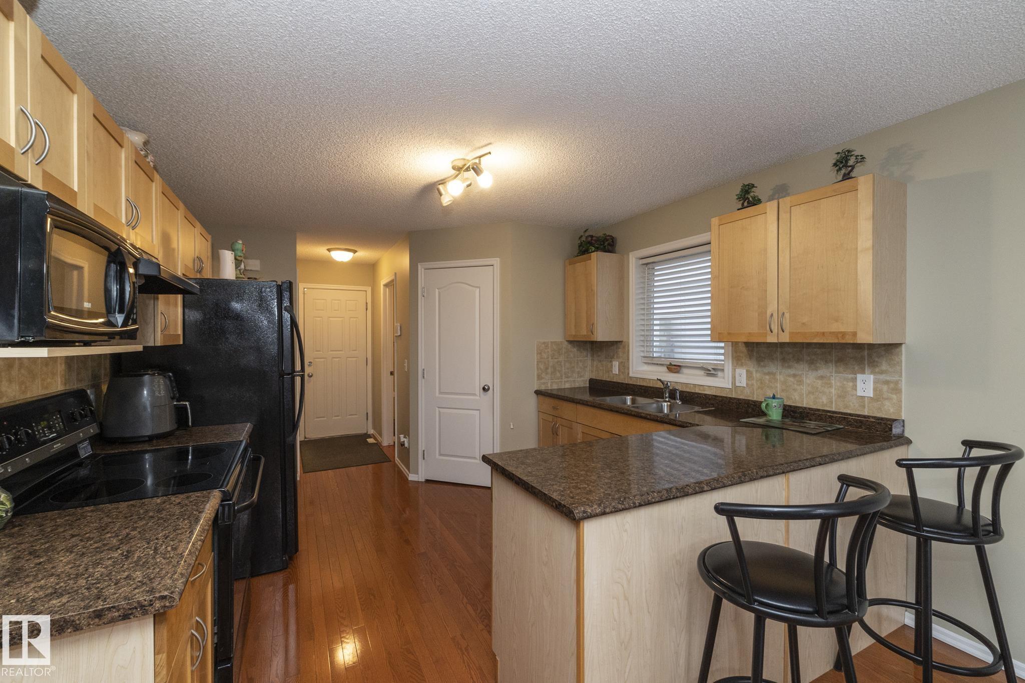 Photo 13 at 3528 22 Street NW, Wild Rose, Edmonton