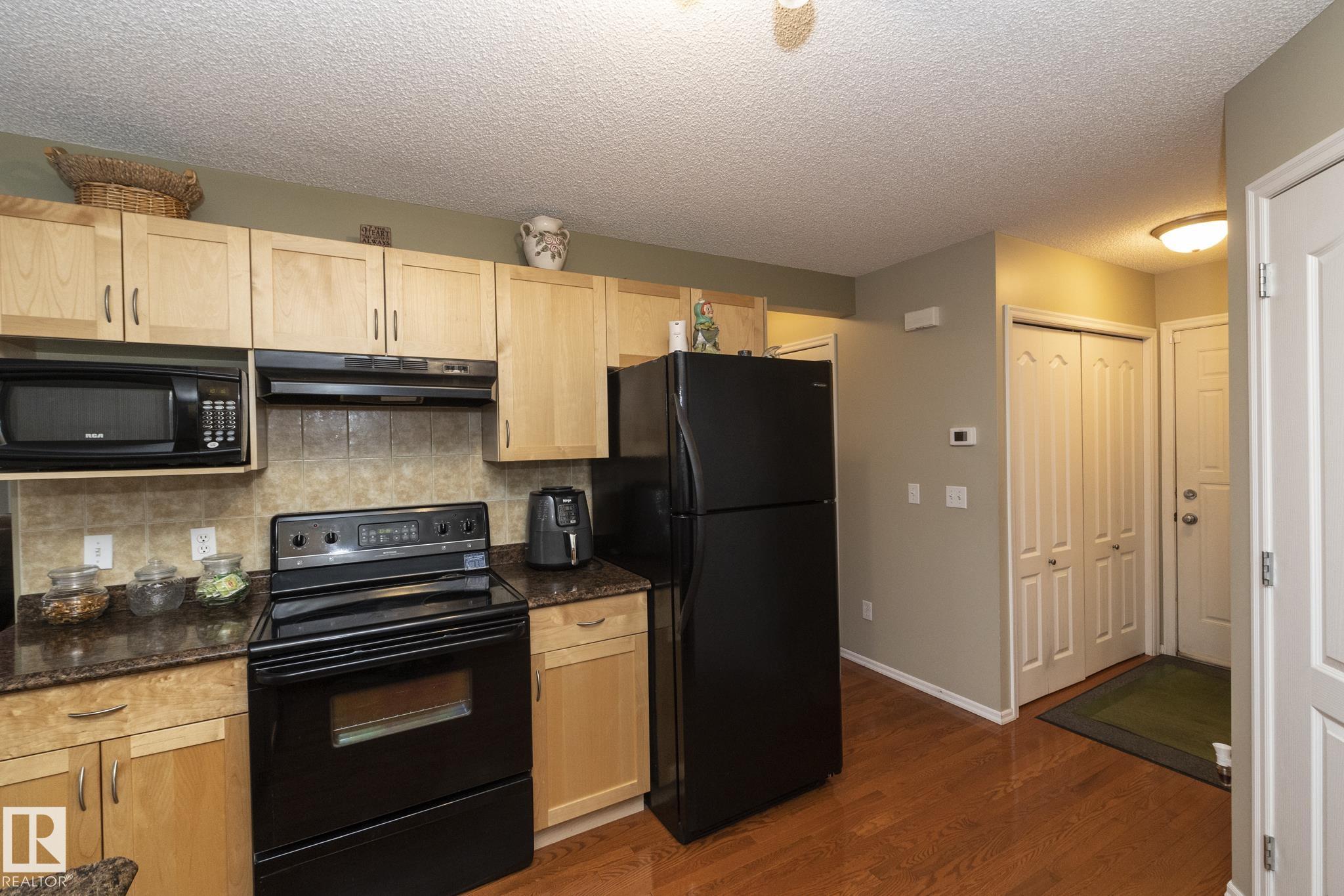 Photo 16 at 3528 22 Street NW, Wild Rose, Edmonton