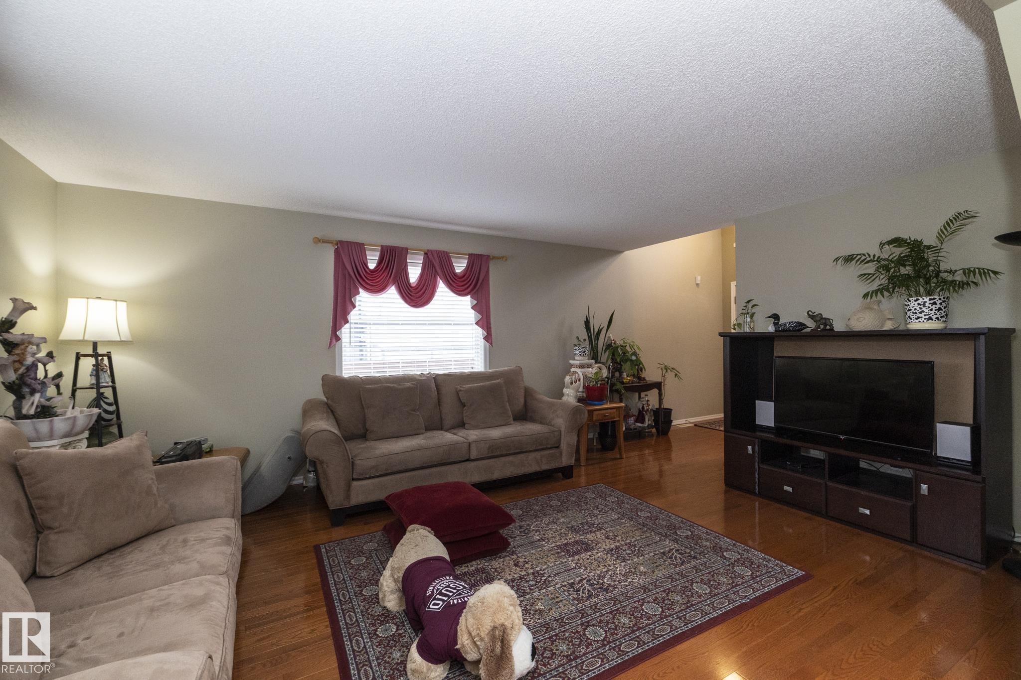 Photo 18 at 3528 22 Street NW, Wild Rose, Edmonton
