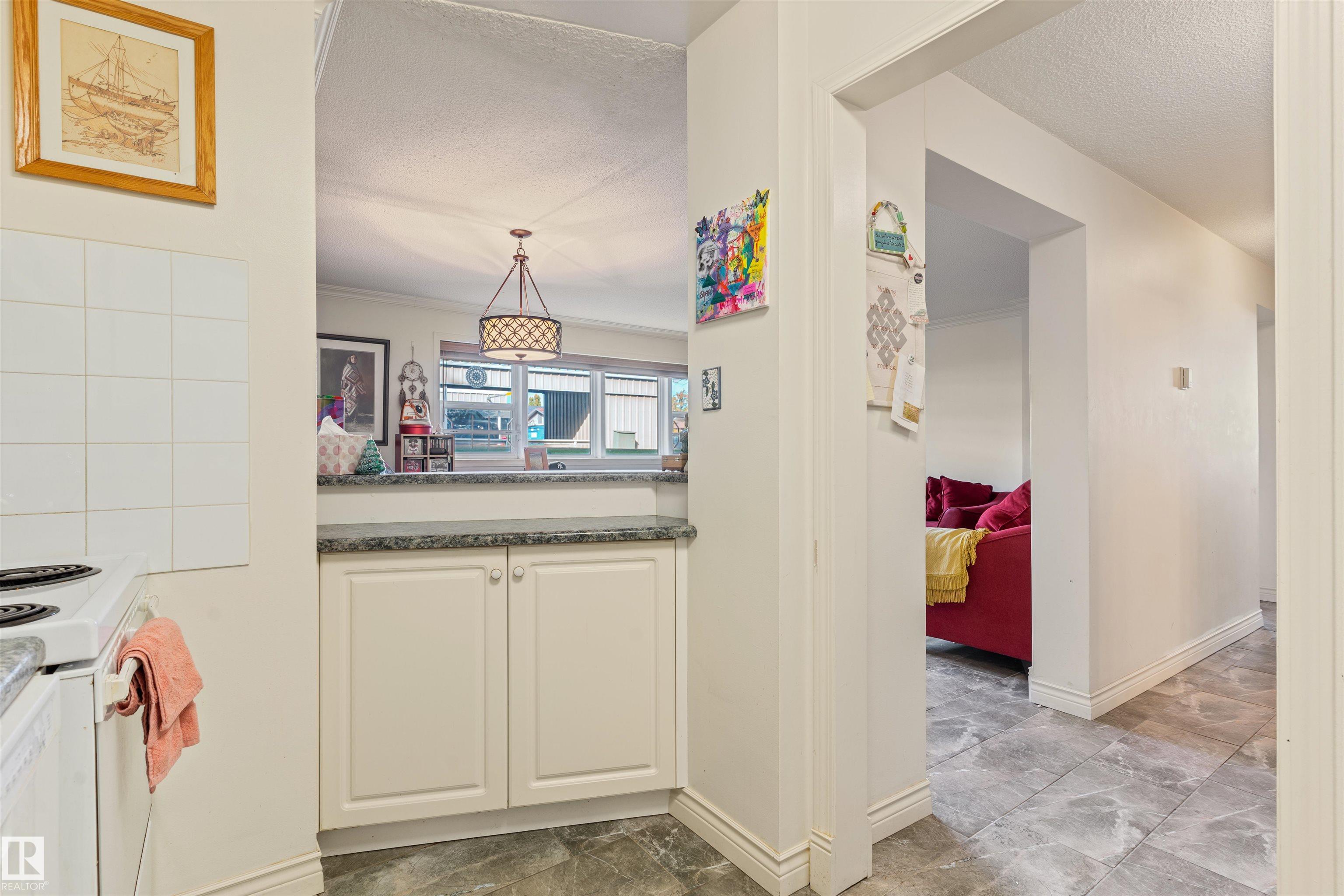 Photo 6 at 104 - 7816 106 Avenue NW, Forest Heights, Edmonton