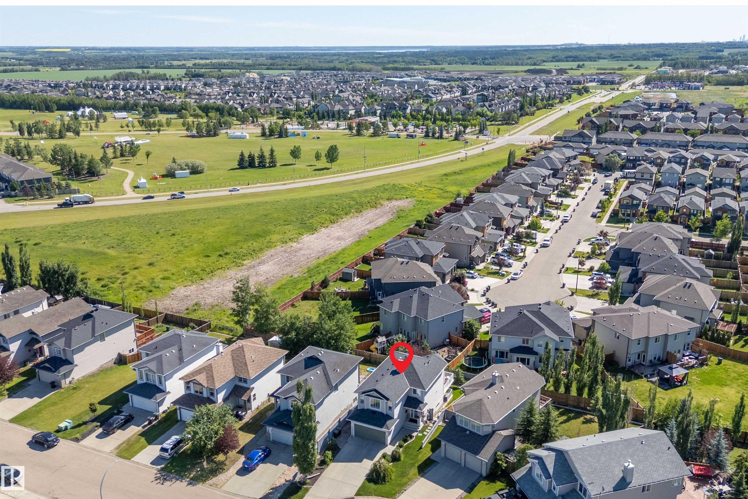 Photo 4 at 68 Greystone Crescent, Grove Meadows, Spruce Grove
