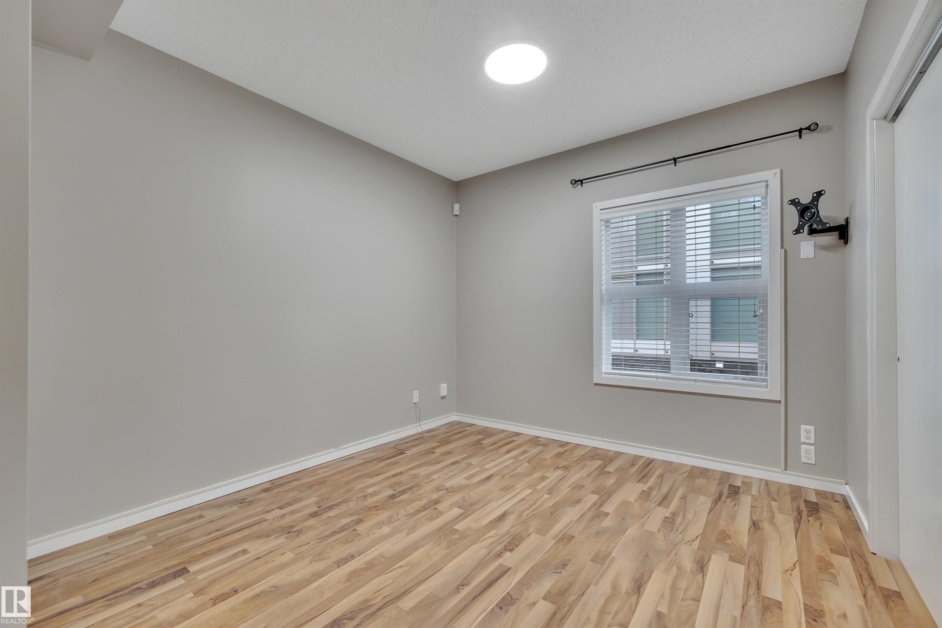 Photo 12 at 201 - 9910 111 Street NW, Wîhkwêntôwin, Edmonton