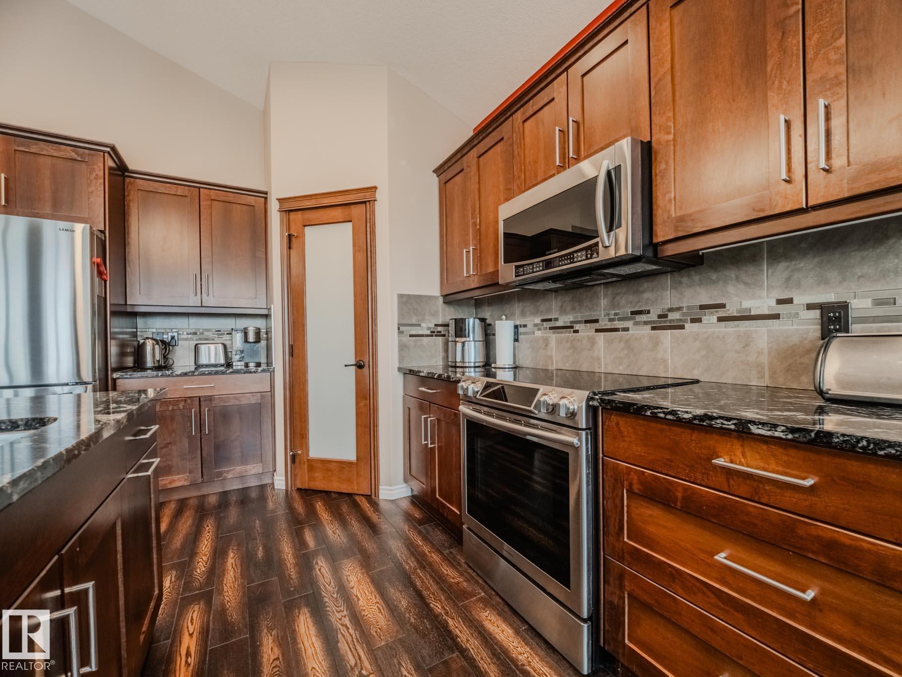 Photo 12 at 172 Mcdowell Wynd, Meadowview Park, Leduc
