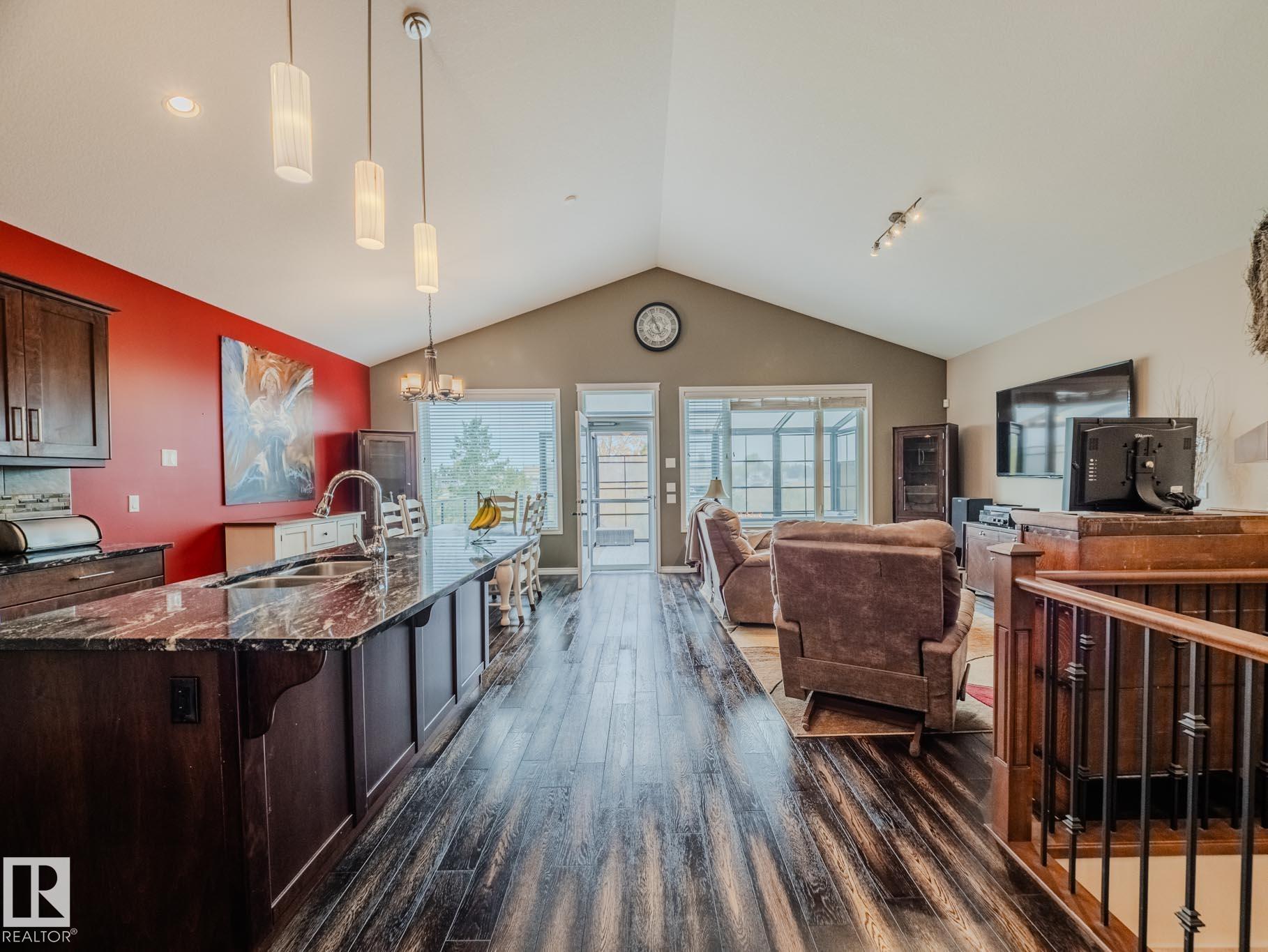 Photo 4 at 172 Mcdowell Wynd, Meadowview Park, Leduc