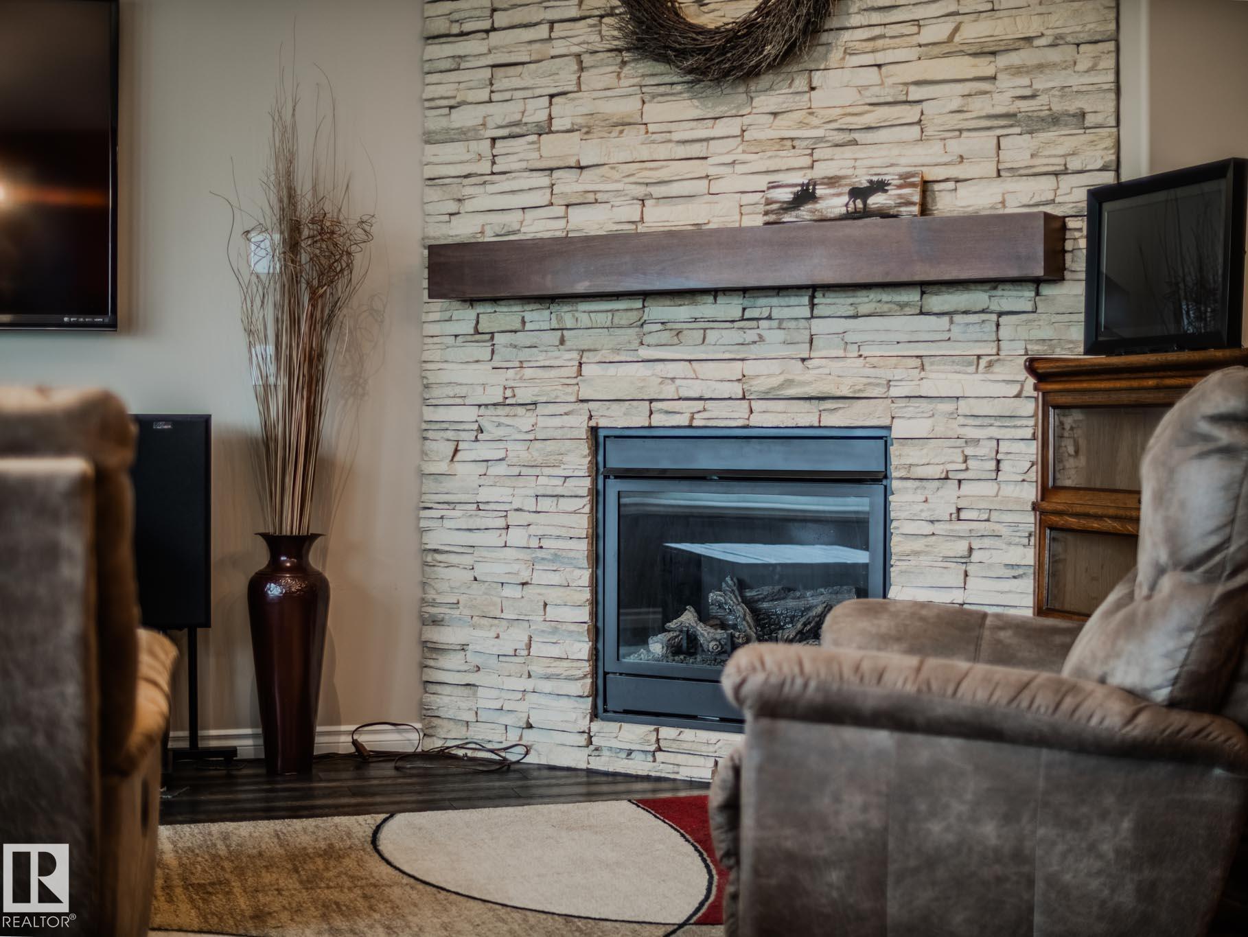 Photo 10 at 172 Mcdowell Wynd, Meadowview Park, Leduc