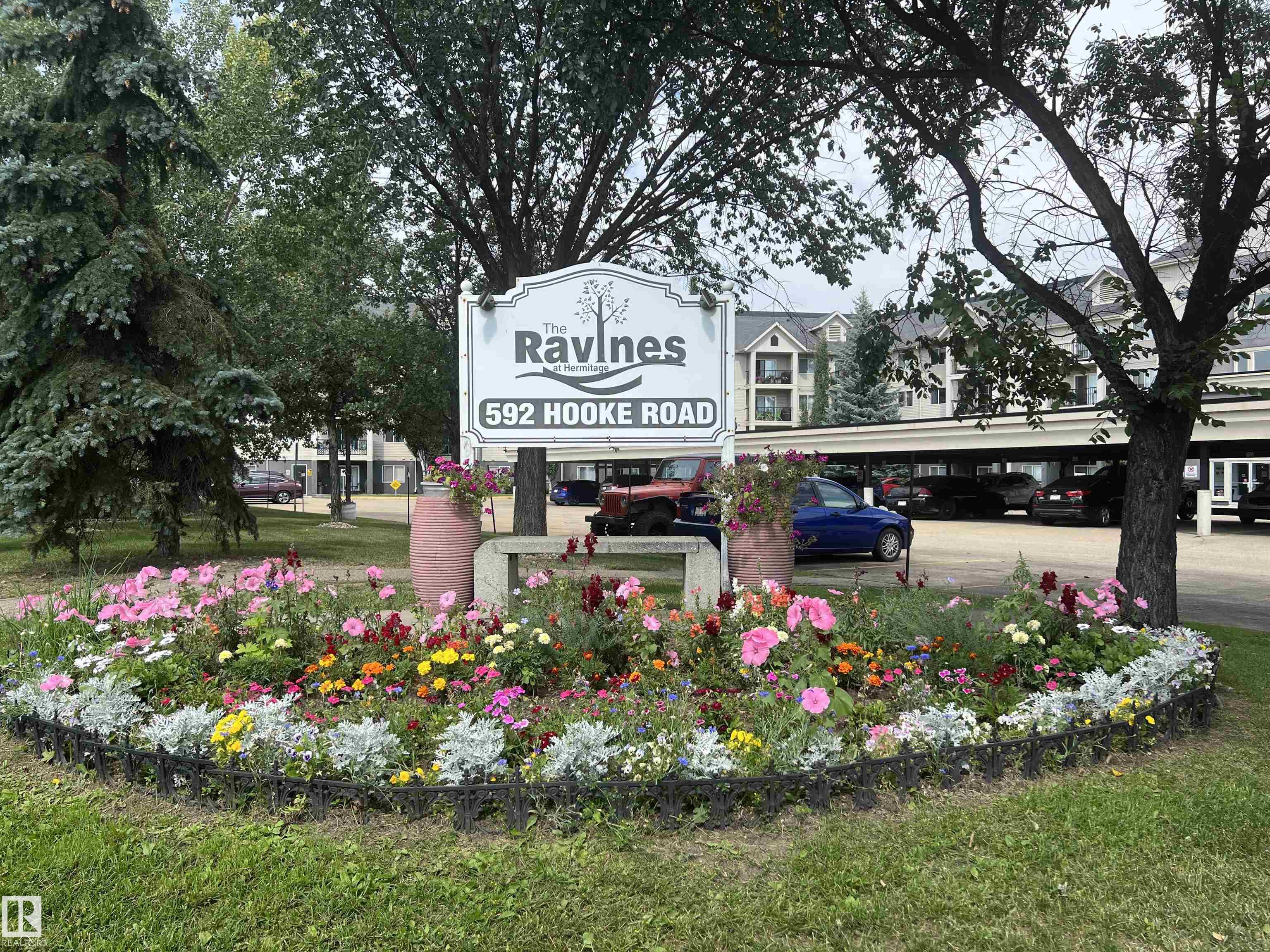 Photo 23 at 230 - 592 Hooke Road NW, Canon Ridge, Edmonton