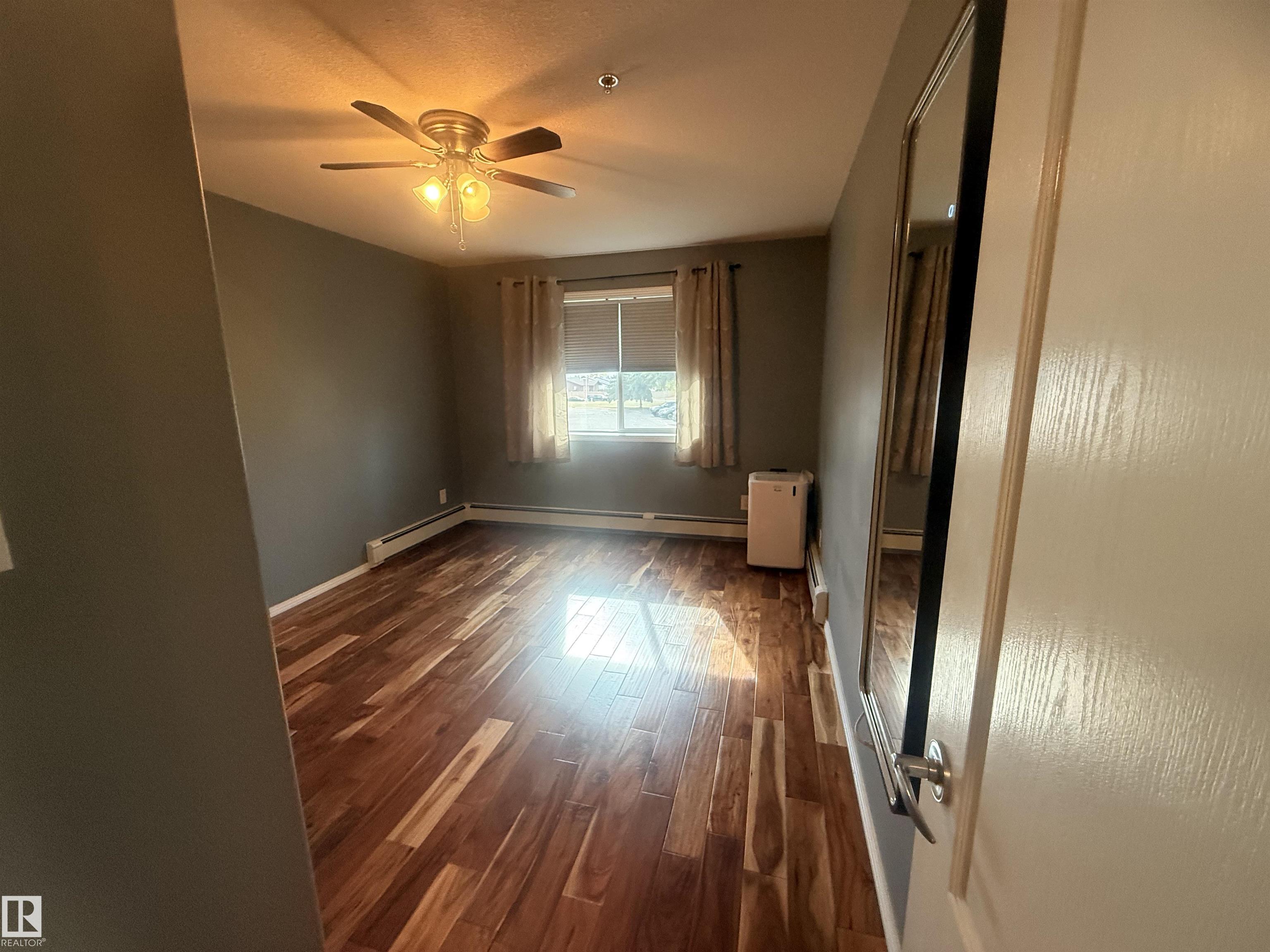 Photo 6 at 230 - 592 Hooke Road NW, Canon Ridge, Edmonton