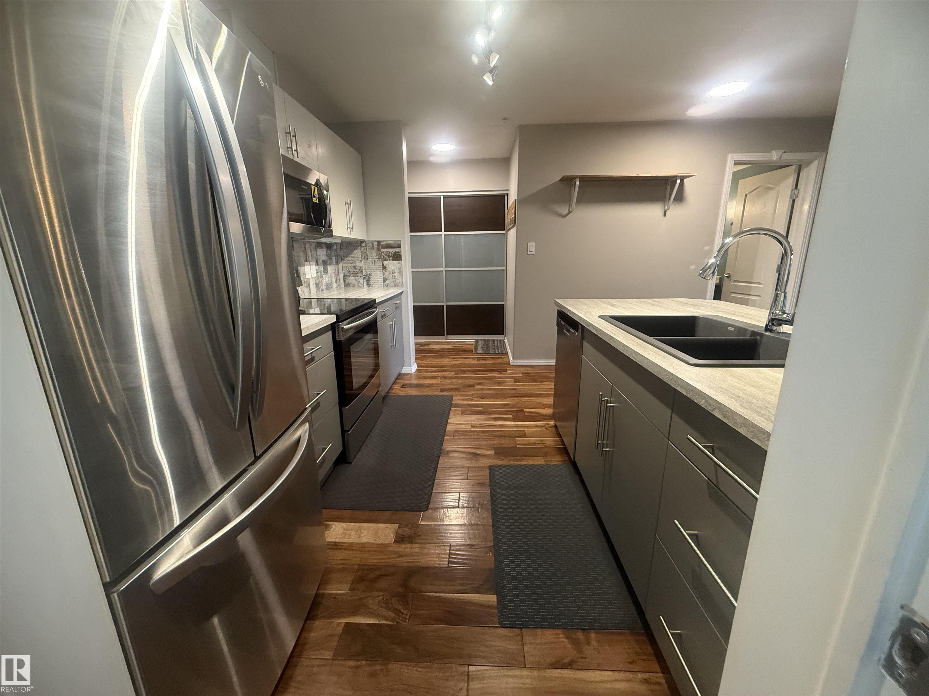 Photo 8 at 230 - 592 Hooke Road NW, Canon Ridge, Edmonton