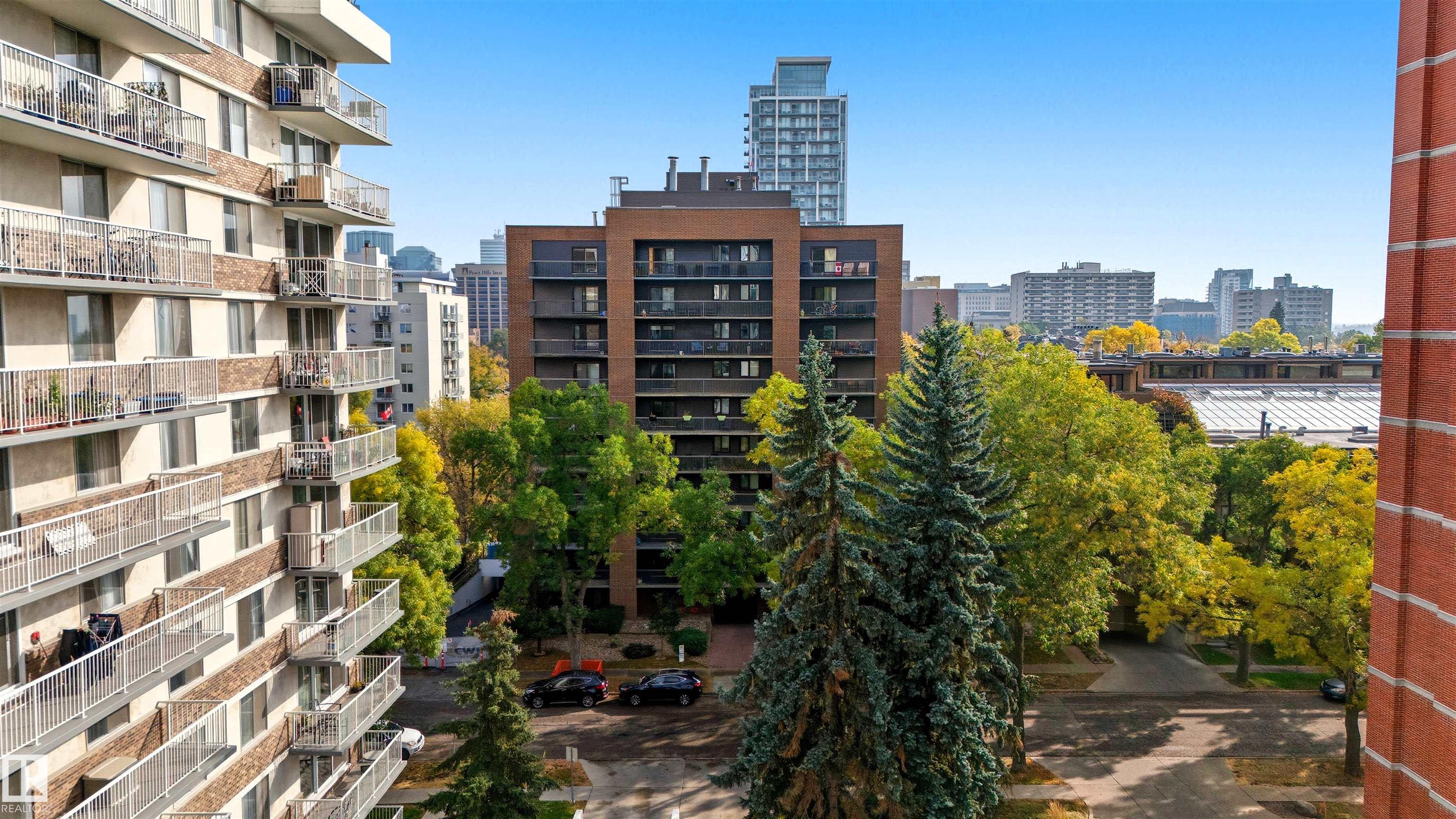 Photo 4 at 602 - 9929 113 Street NW, Wîhkwêntôwin, Edmonton