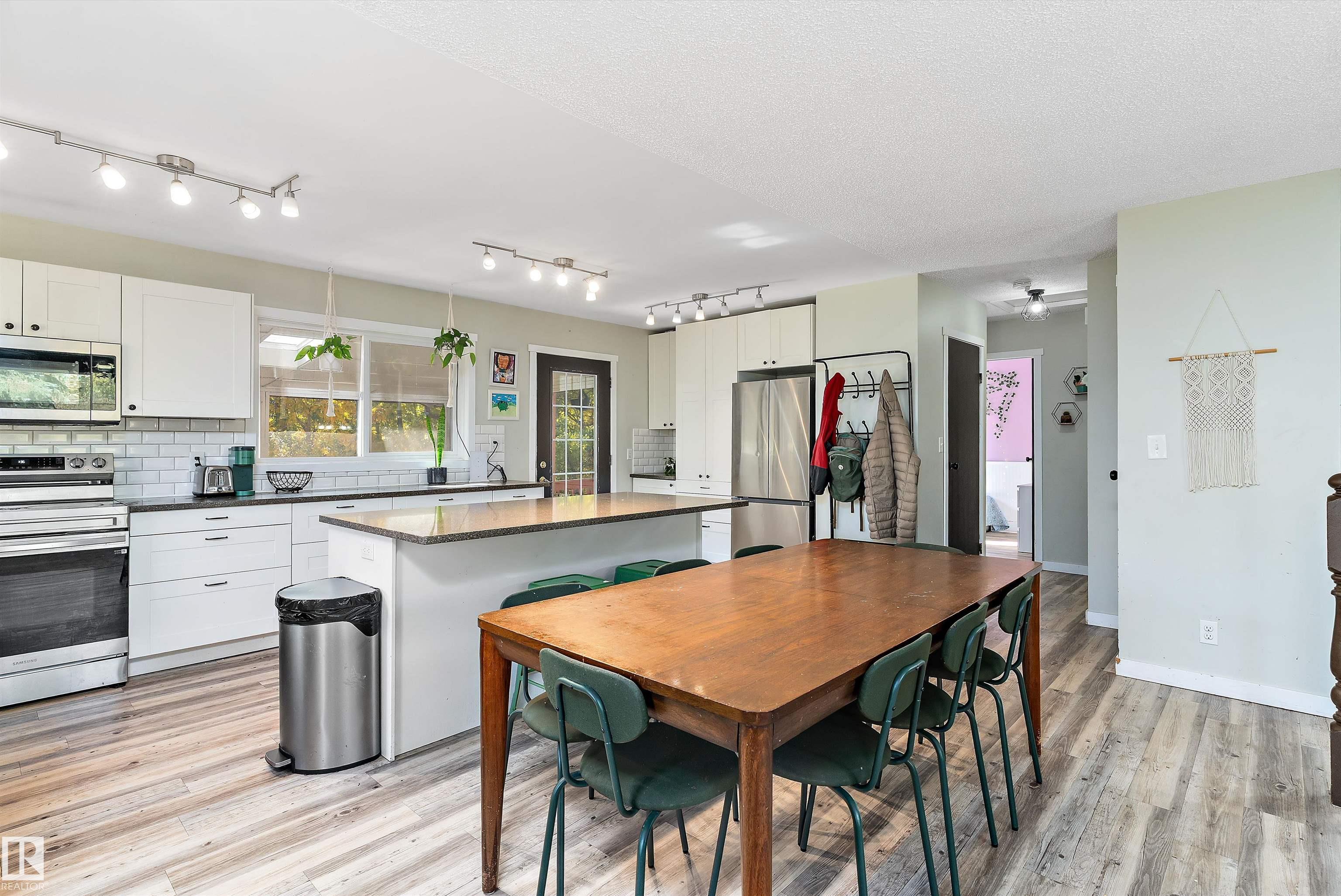 Photo 10 at 20 53322 Rge Rd 25 Road, Yellowhead Estates, Rural Parkland County