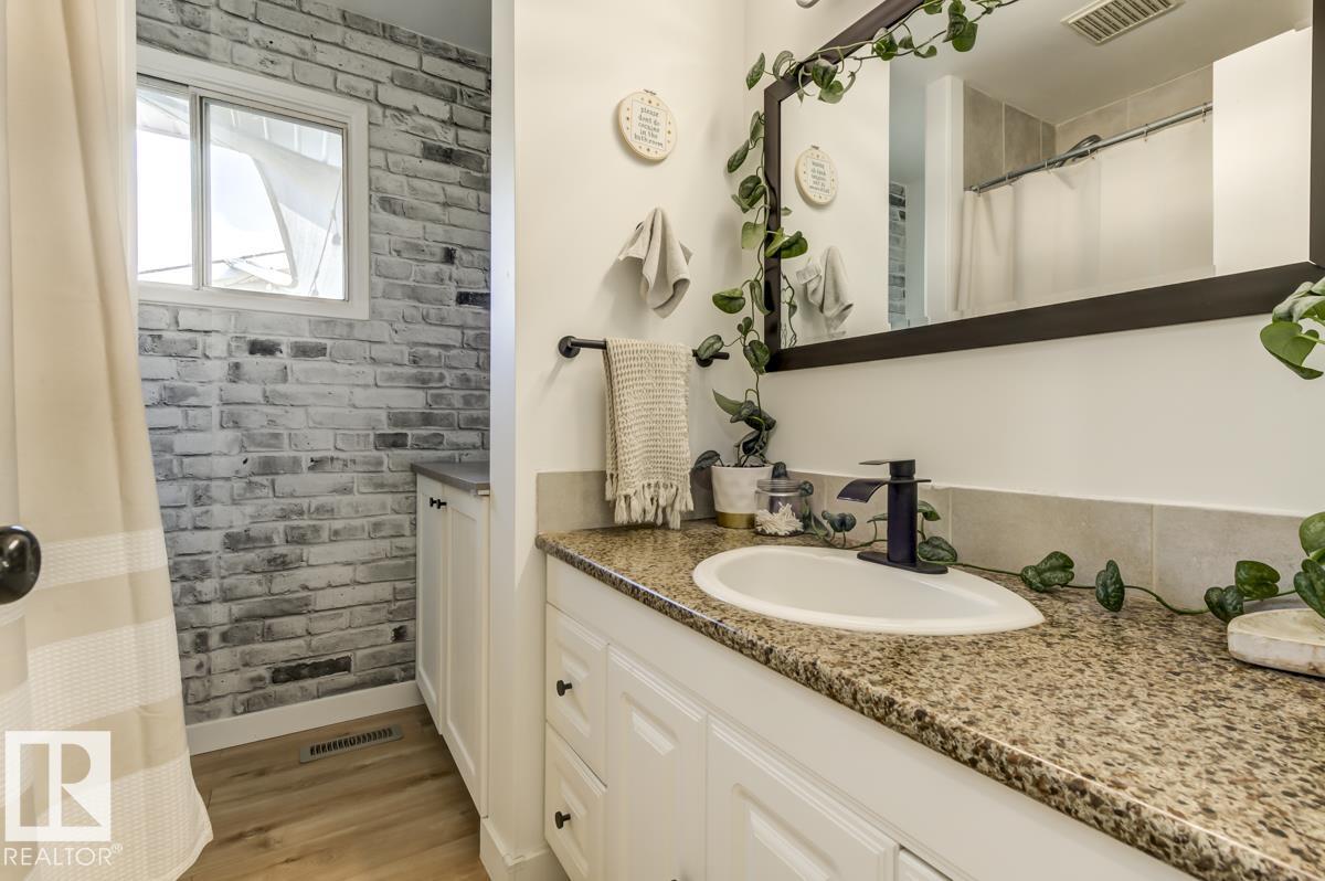 Photo 23 at 67 Corinthia Drive, Corinthia Park, Leduc