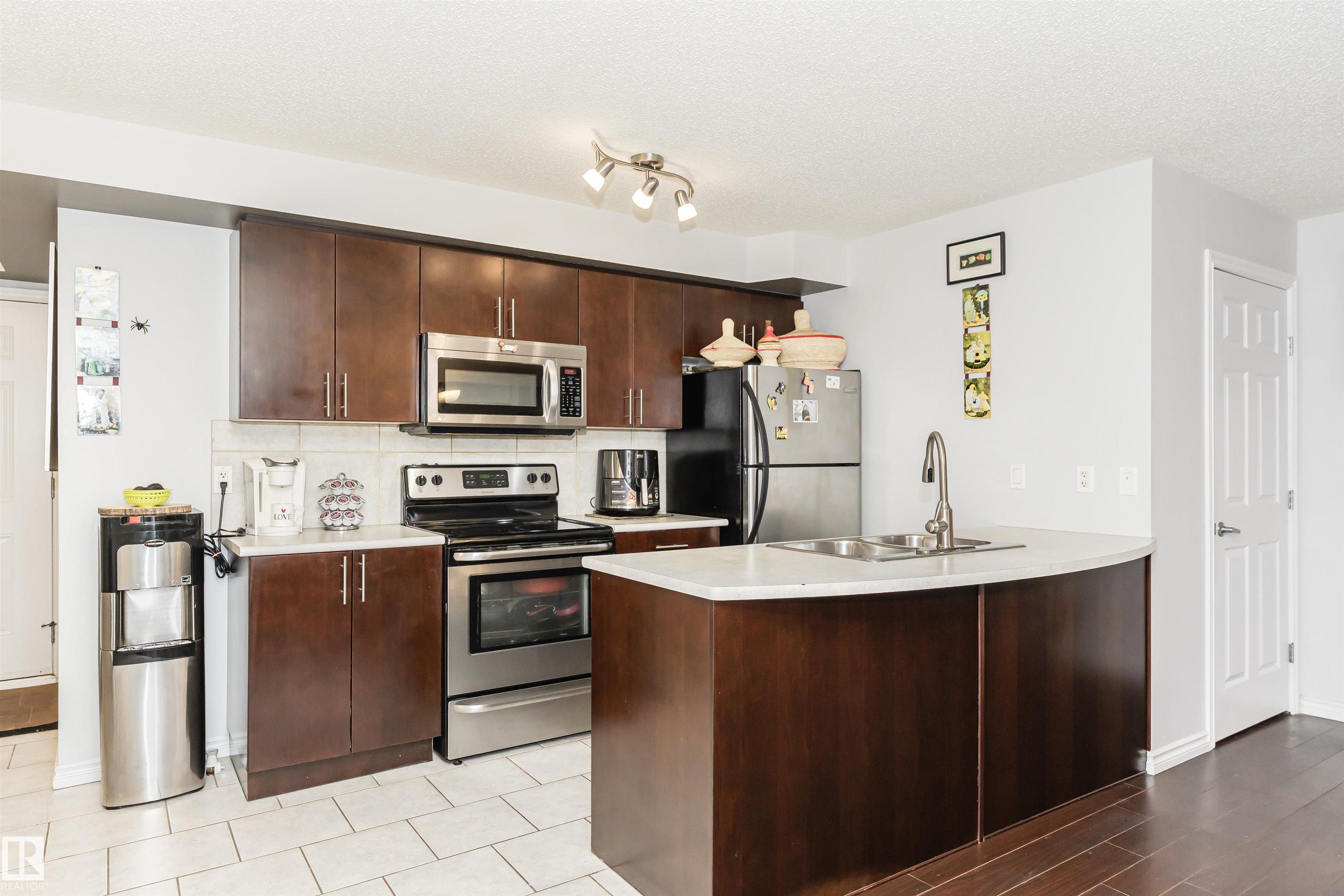 Photo 10 at 107 - 10118 106 Avenue NW, Central Mcdougall, Edmonton