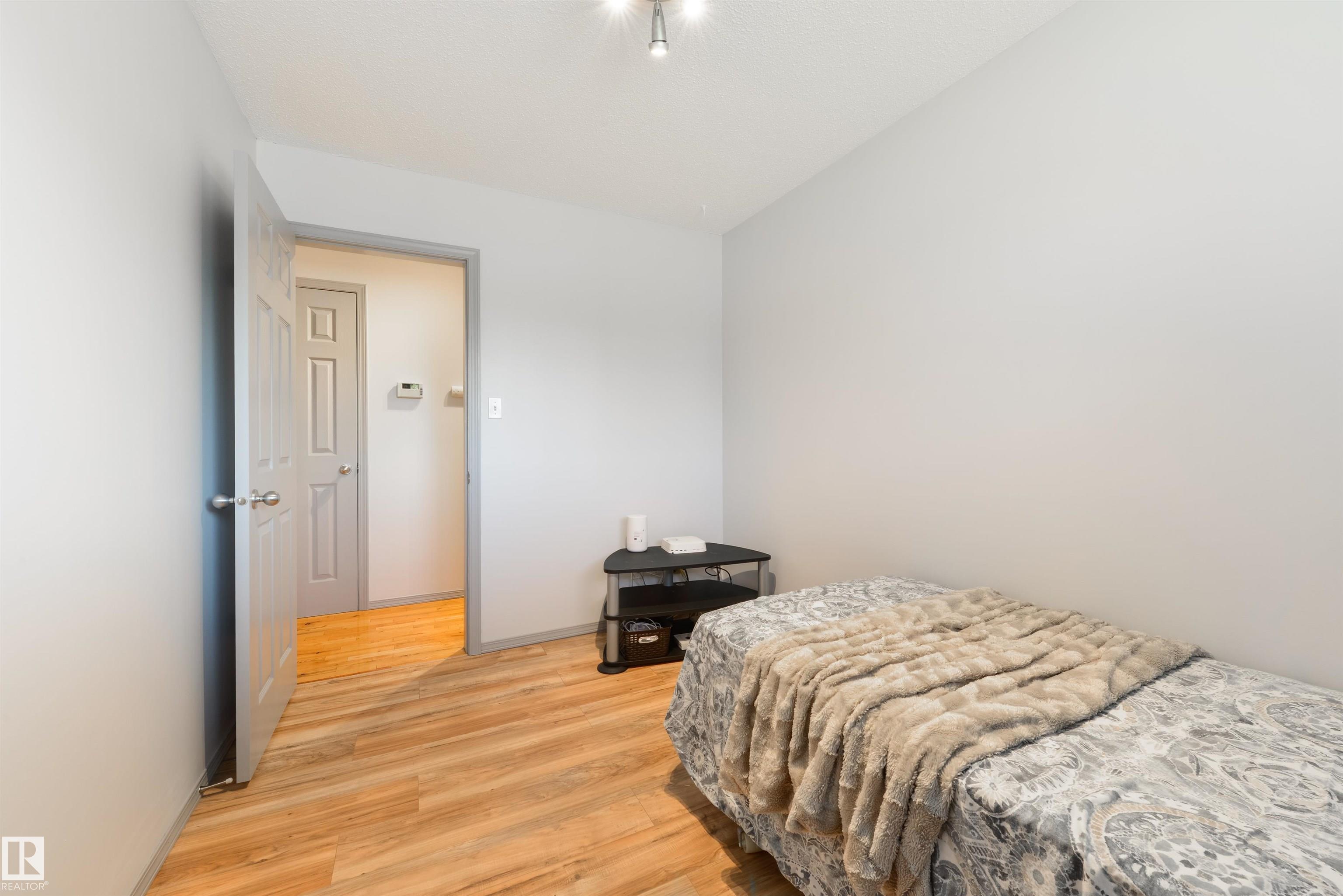 Photo 16 at 10524 35 Avenue NW, Duggan, Edmonton