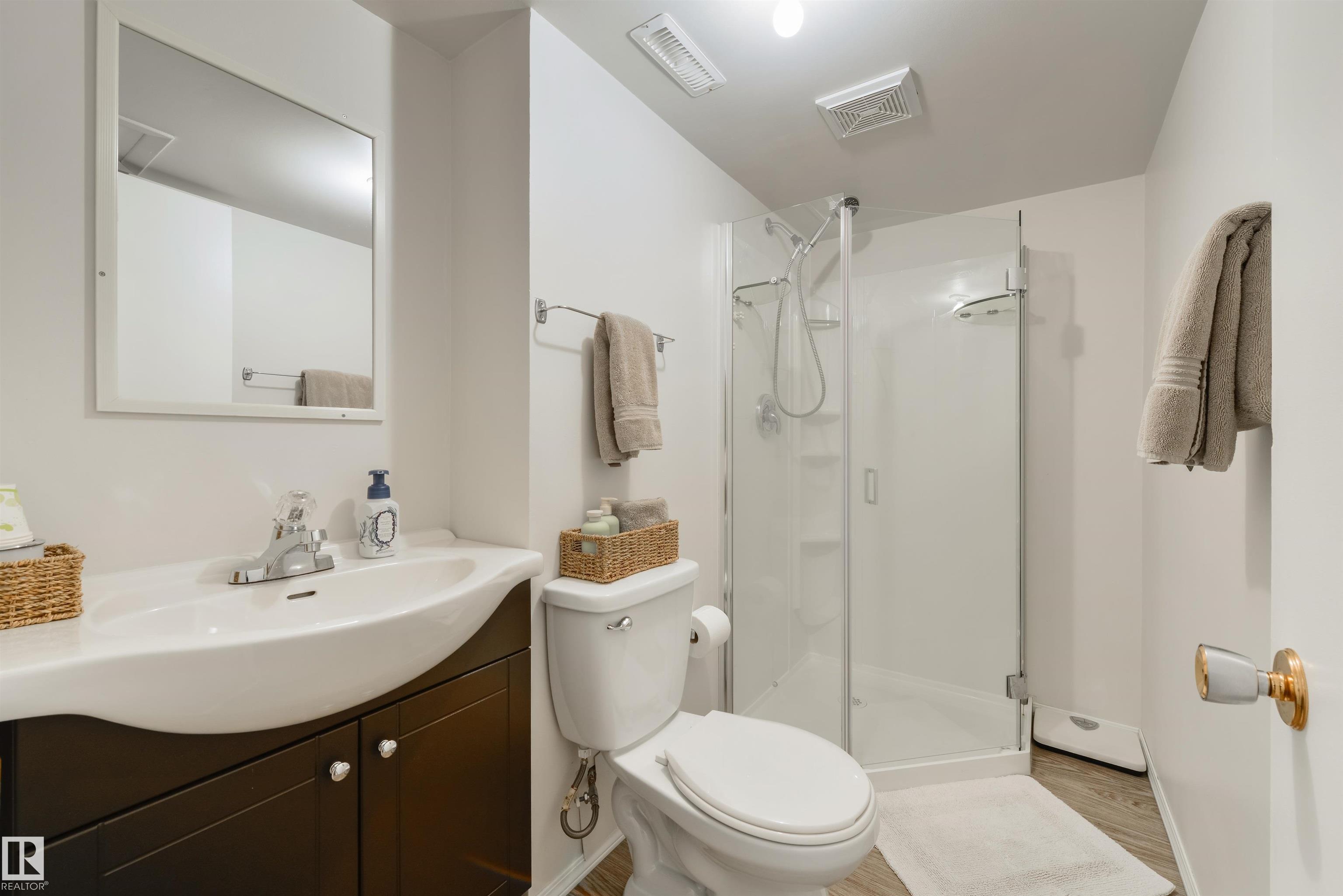 Photo 22 at 10524 35 Avenue NW, Duggan, Edmonton