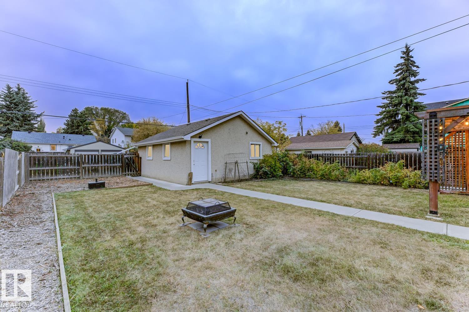Photo 39 at 10636 79 Street NW, Forest Heights, Edmonton
