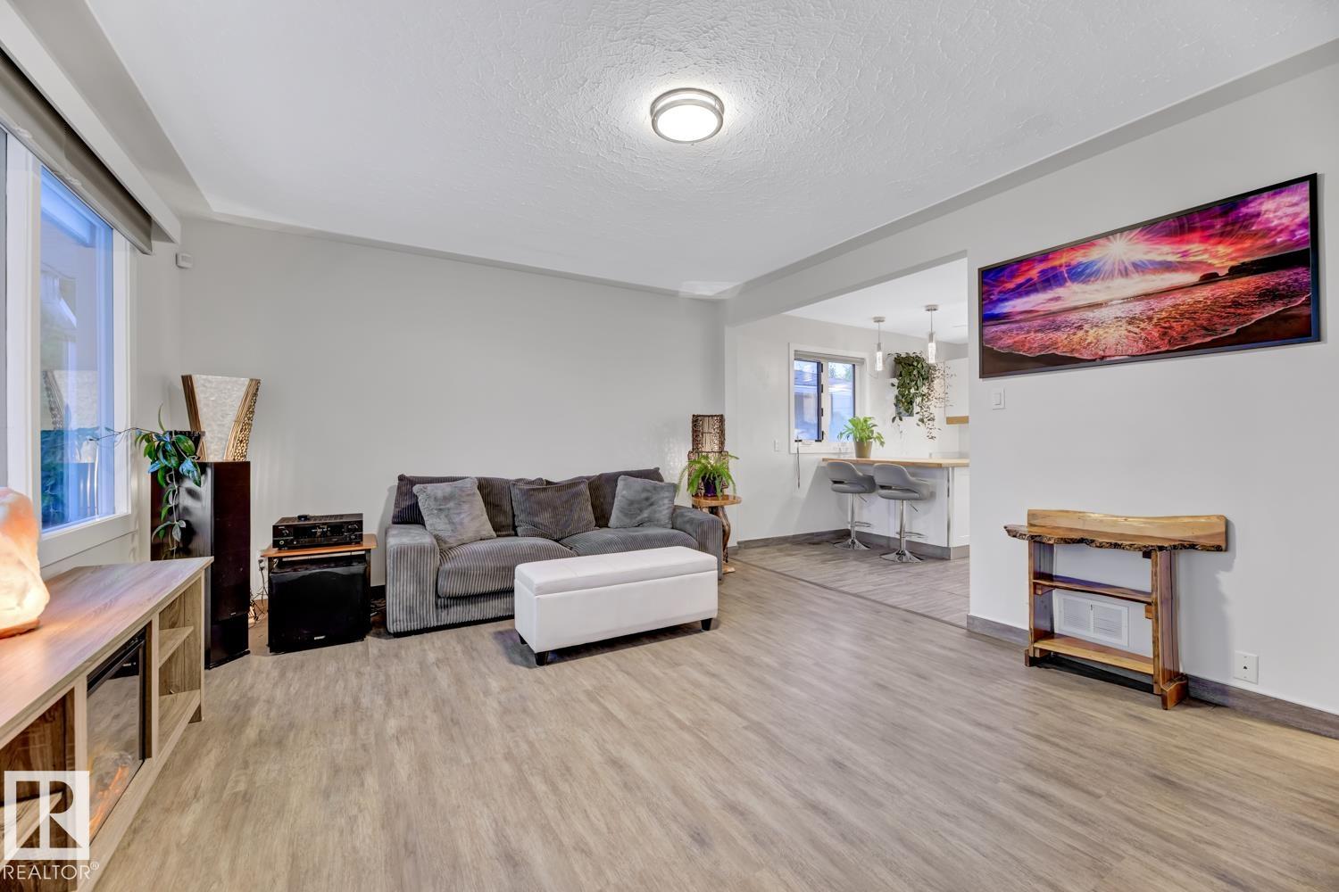 Photo 9 at 10636 79 Street NW, Forest Heights, Edmonton