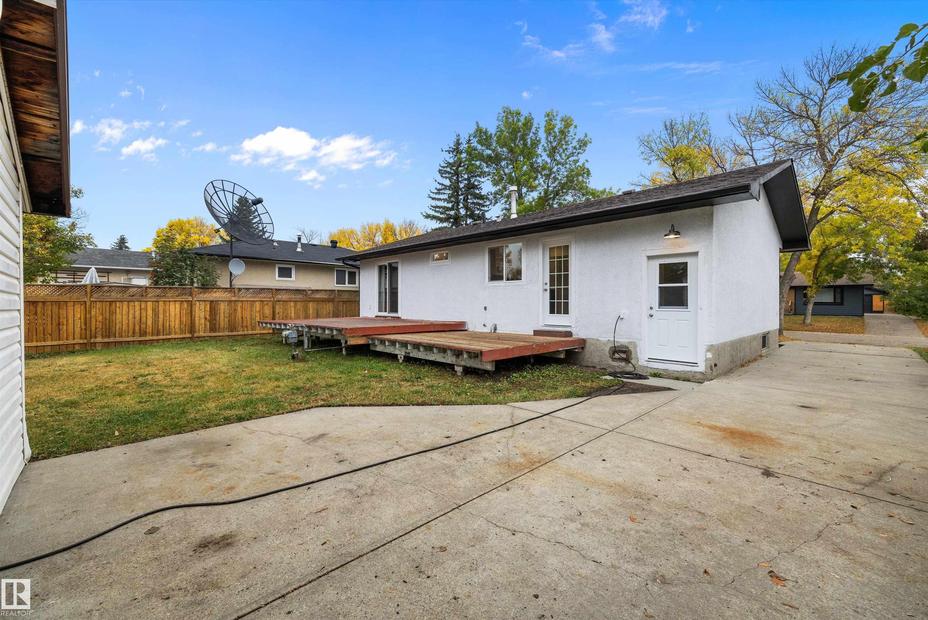 Photo 37 at 1032 Mony Penny Crescent, Westboro, Sherwood Park