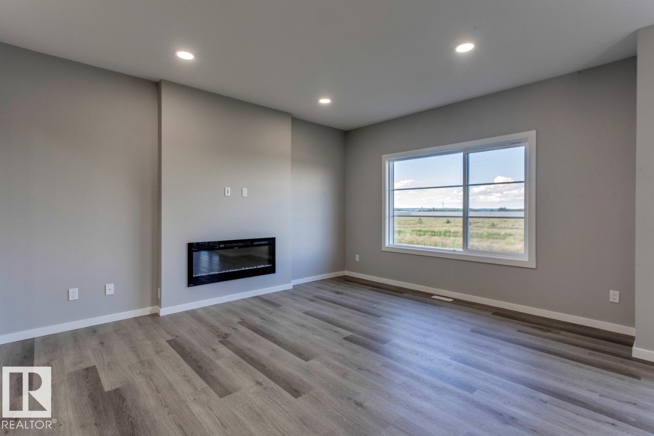 Photo 7 at 36 Gambel Loop, Kenton, Spruce Grove