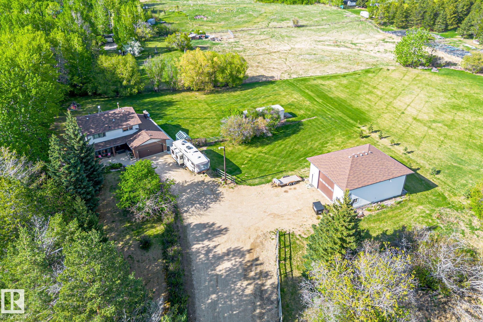 Photo 57 at 14-54006 Rge Rd 274, Panorama Heights, Rural Parkland County