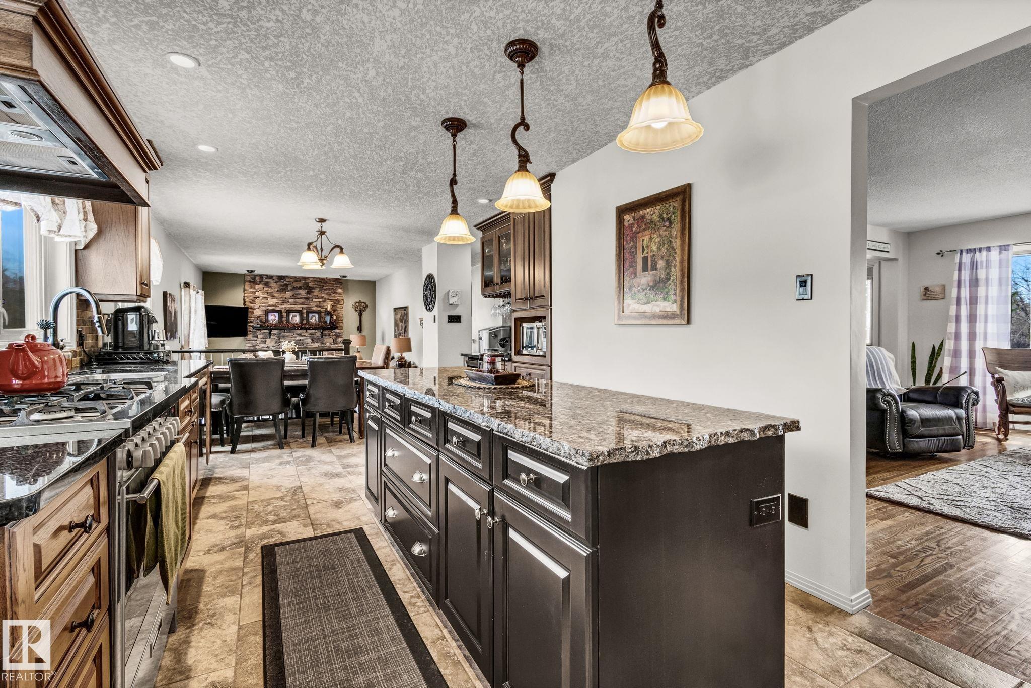 Photo 8 at 14-54006 Rge Rd 274, Panorama Heights, Rural Parkland County
