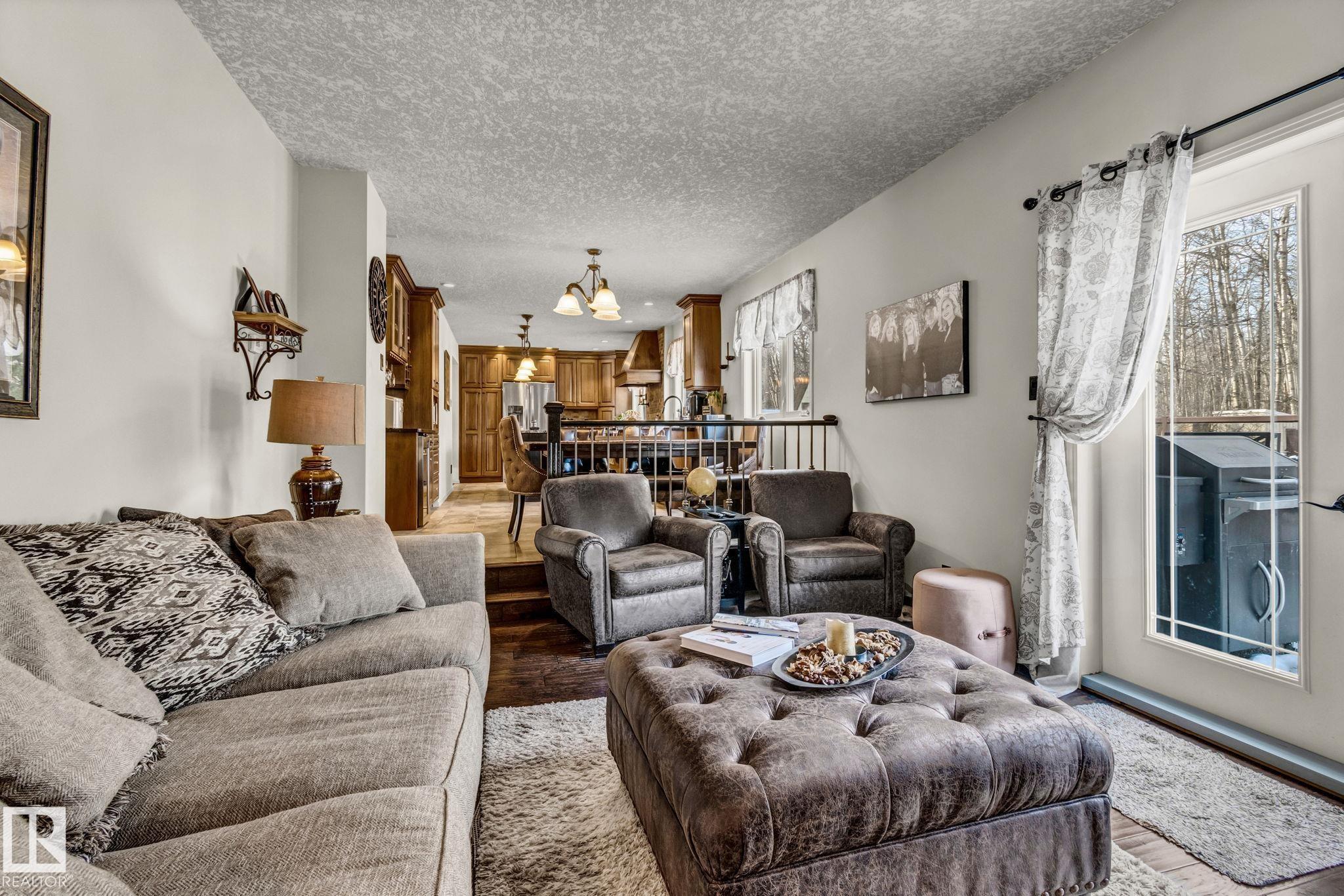 Photo 10 at 14-54006 Rge Rd 274, Panorama Heights, Rural Parkland County