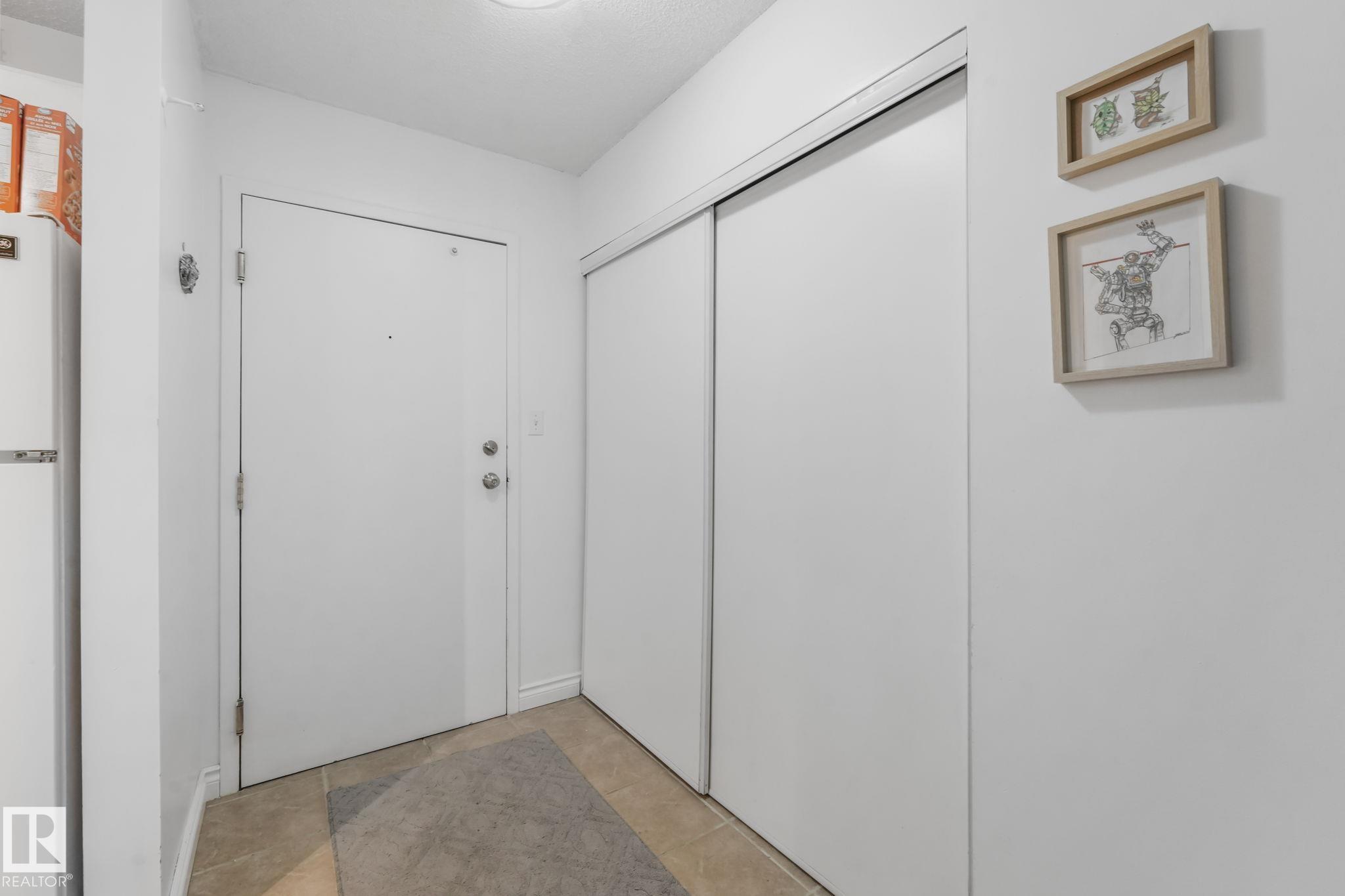 Photo 4 at 309 - 10636 120 Street NW, Queen Mary Park, Edmonton