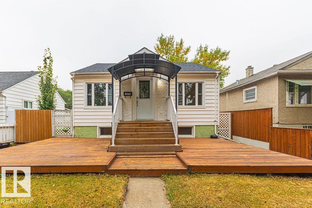 12410 90 Street NW, Delton, Edmonton 