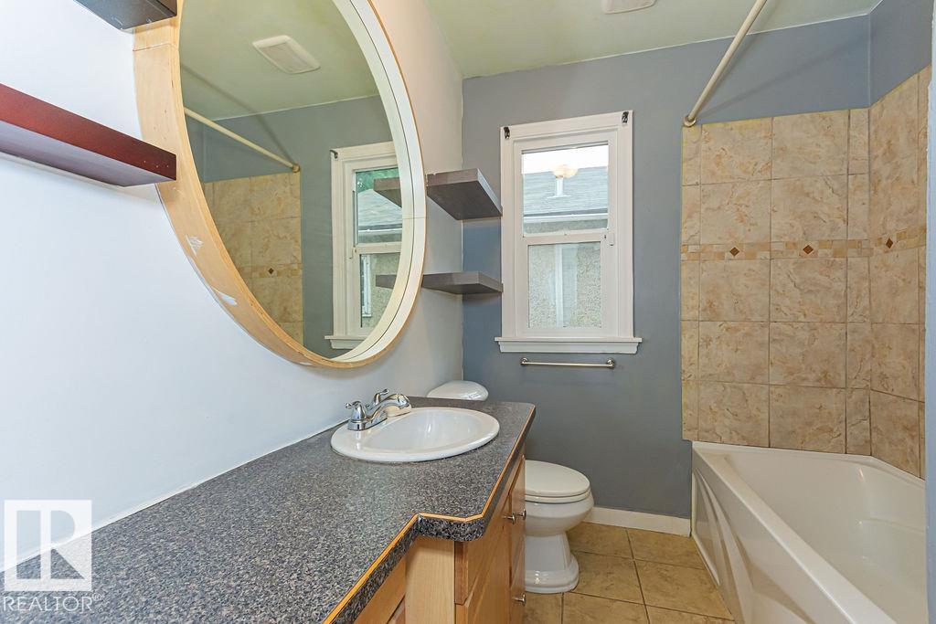 Photo 25 at 12410 90 Street NW, Delton, Edmonton