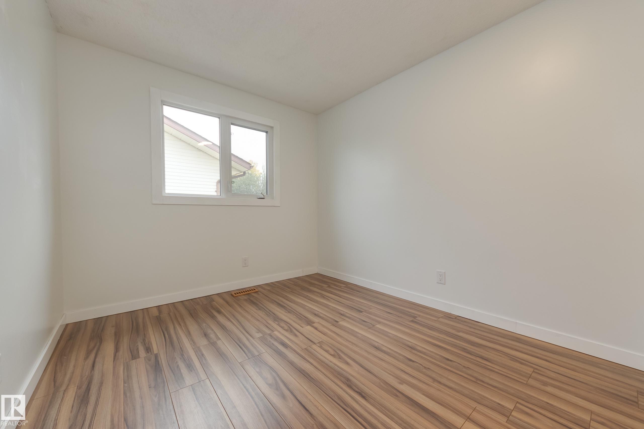 Photo 18 at 14615 29a Street NW, Kirkness, Edmonton
