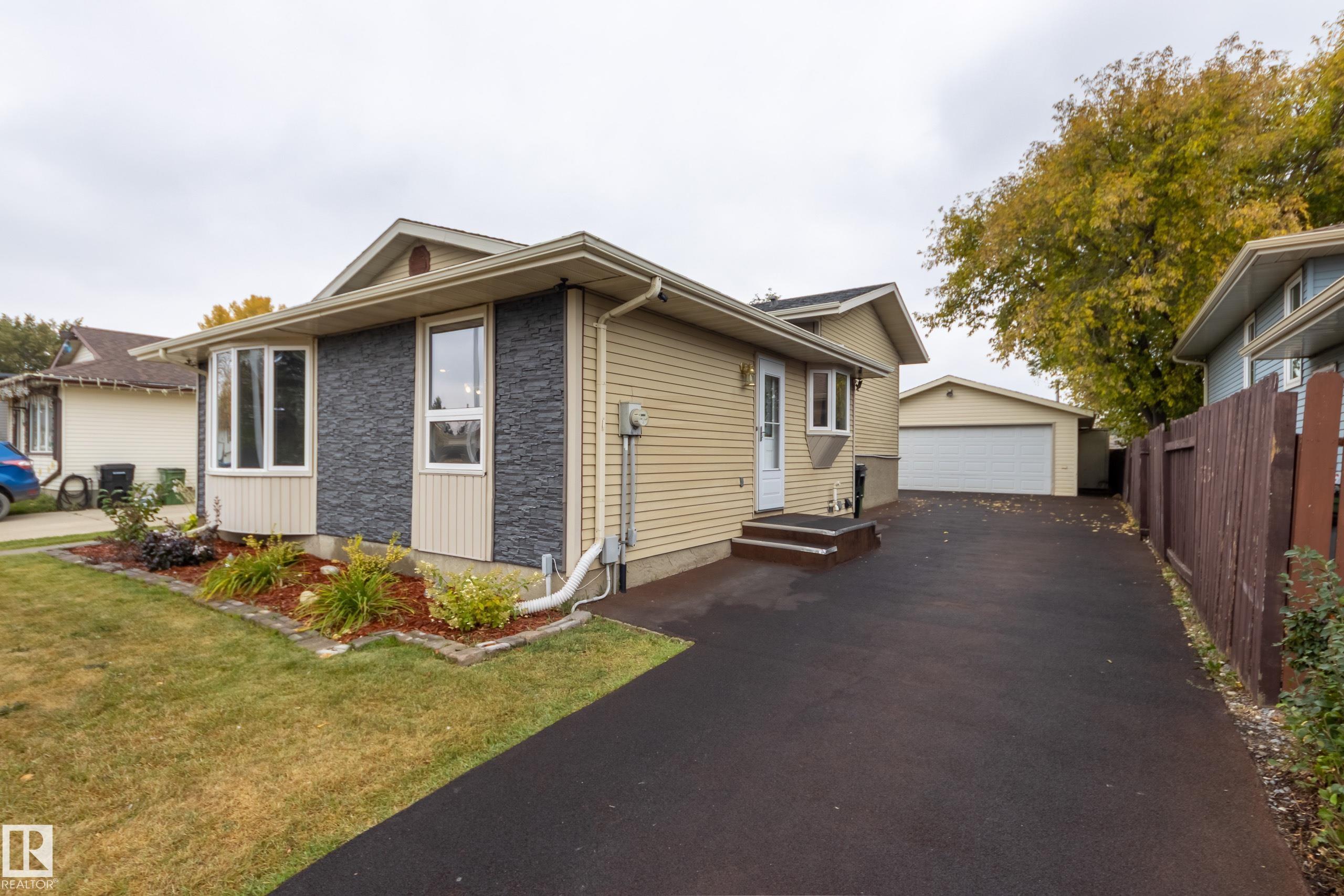 Photo 35 at 14615 29a Street NW, Kirkness, Edmonton