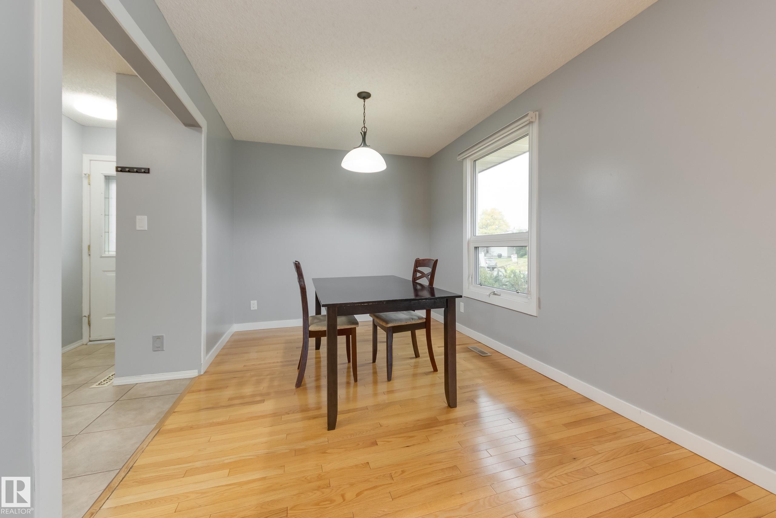 Photo 8 at 14615 29a Street NW, Kirkness, Edmonton