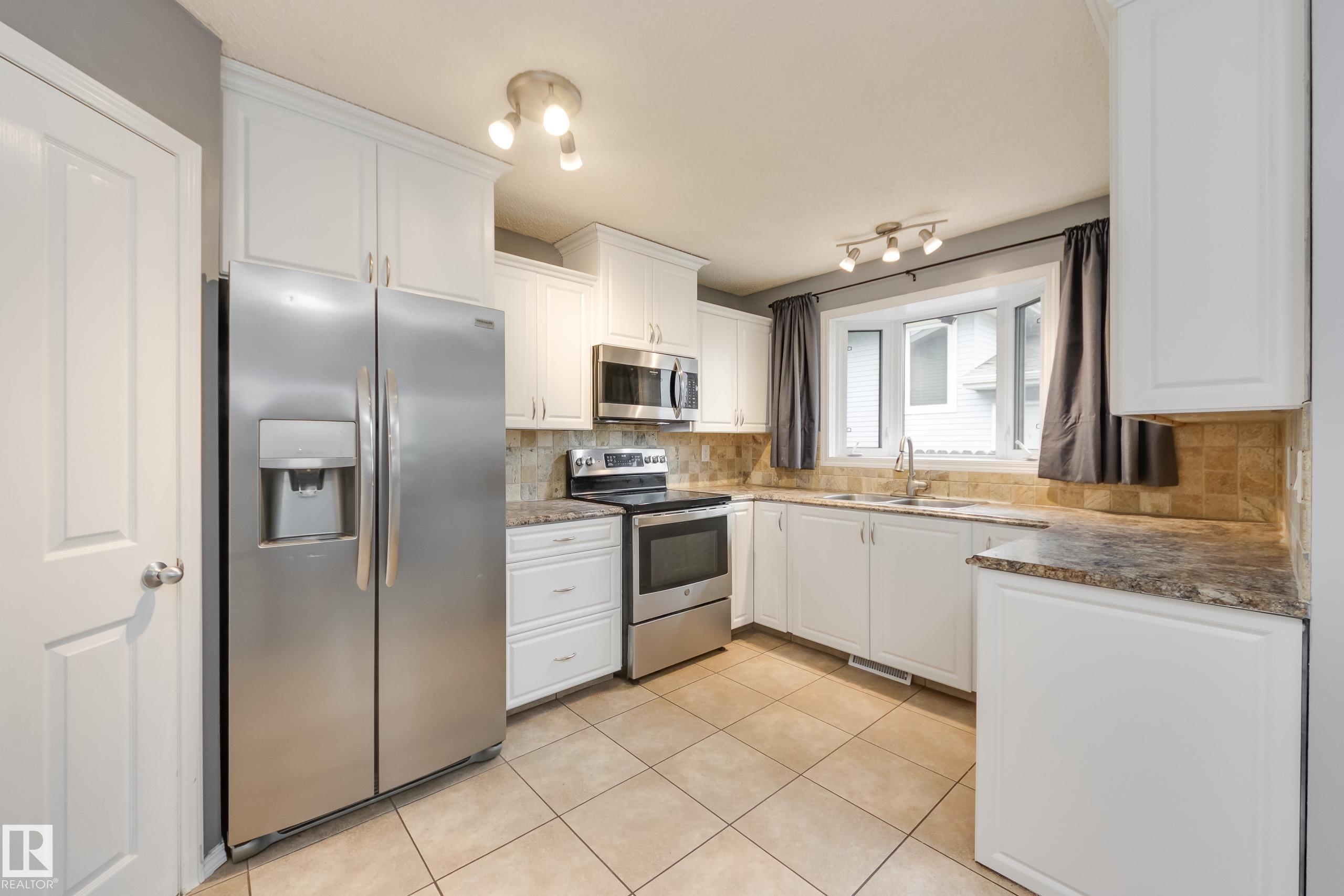 Photo 9 at 14615 29a Street NW, Kirkness, Edmonton