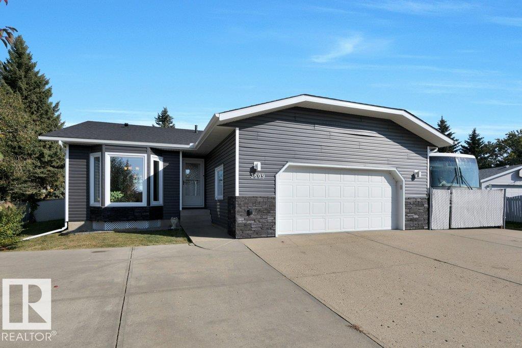 3609 36 Street, Meadowview Park, Leduc 