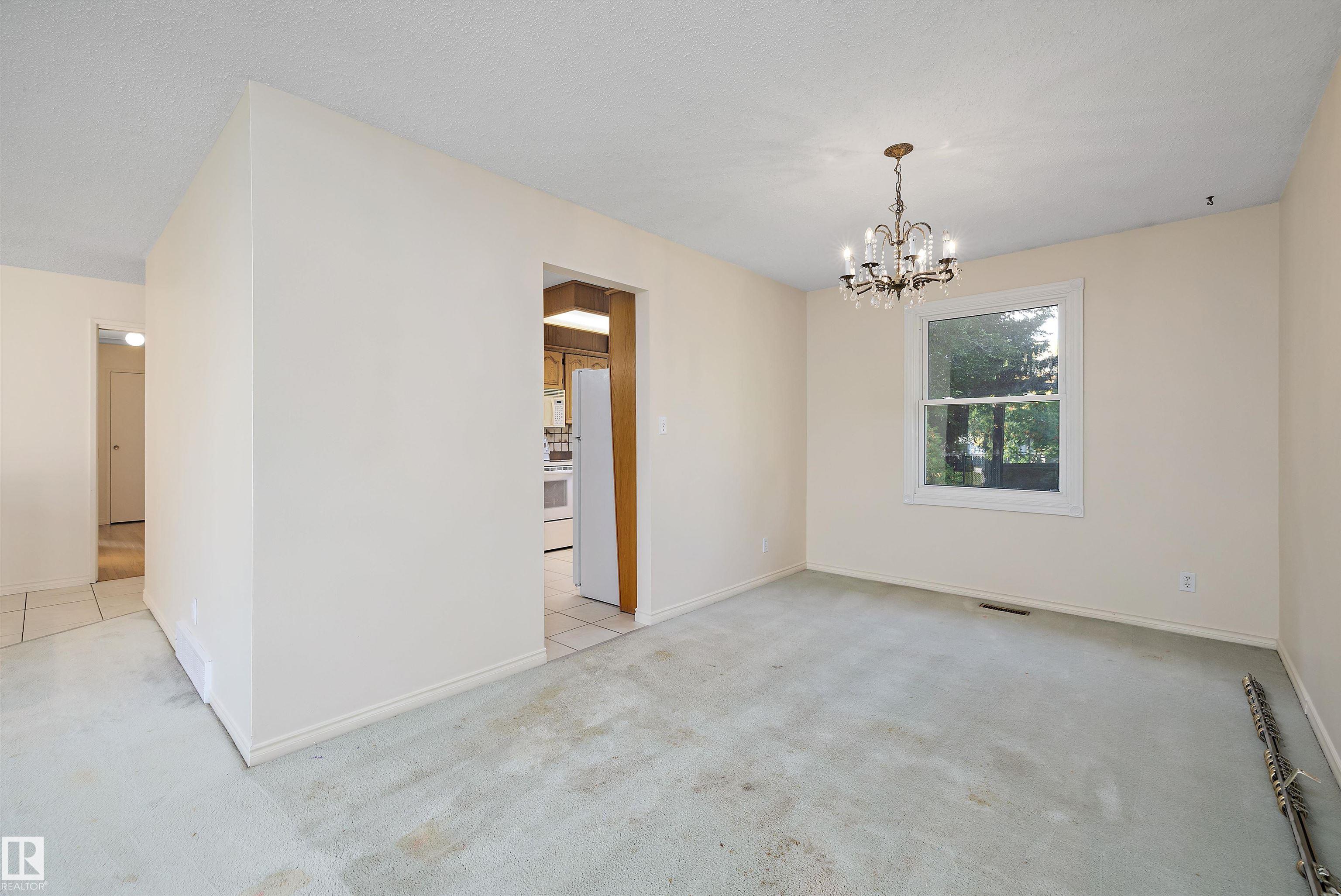Photo 14 at 33 Afton Crescent, Akinsdale, St. Albert